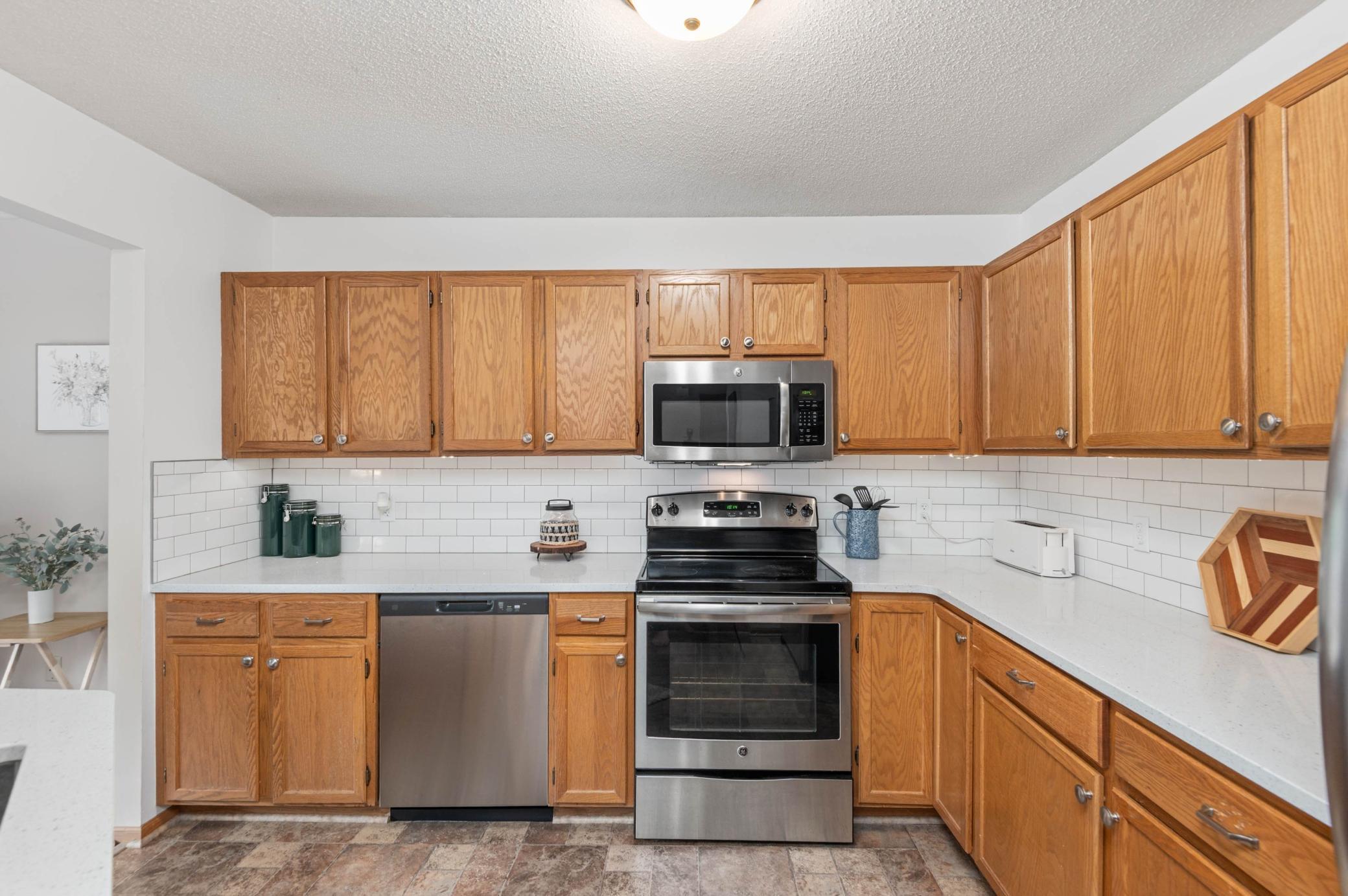 View of Residential at 7639 Nicholas Way, Chanhassen MN 55317, Chanhassen (5 of 18) - Mike Wilen | Minnesota Team Real Estate