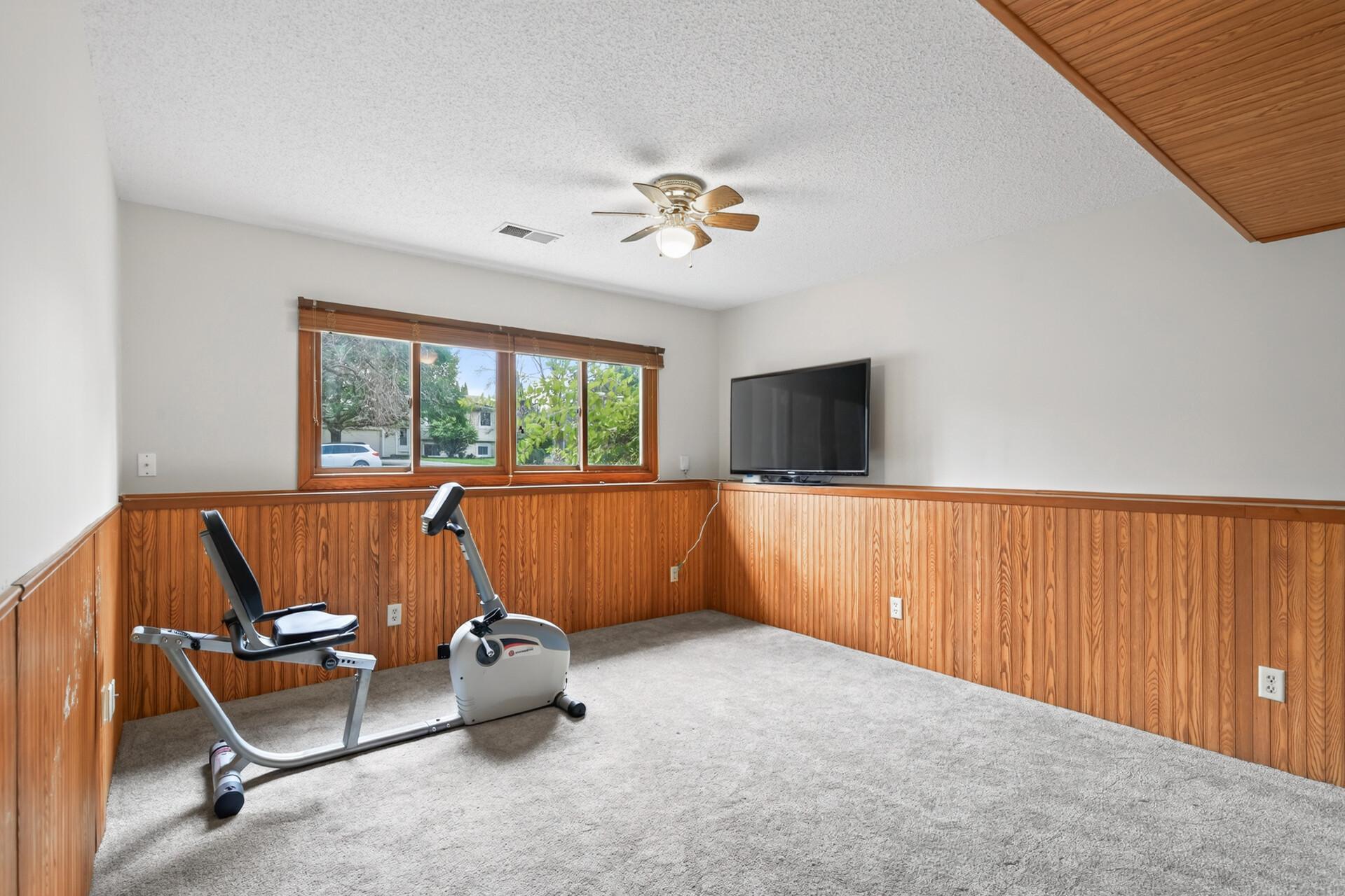 View of Residential at 2250 Van Sloun Road, Chaska MN 55318, Chaska (33 of 51) - Mike Wilen | Minnesota Team Real Estate