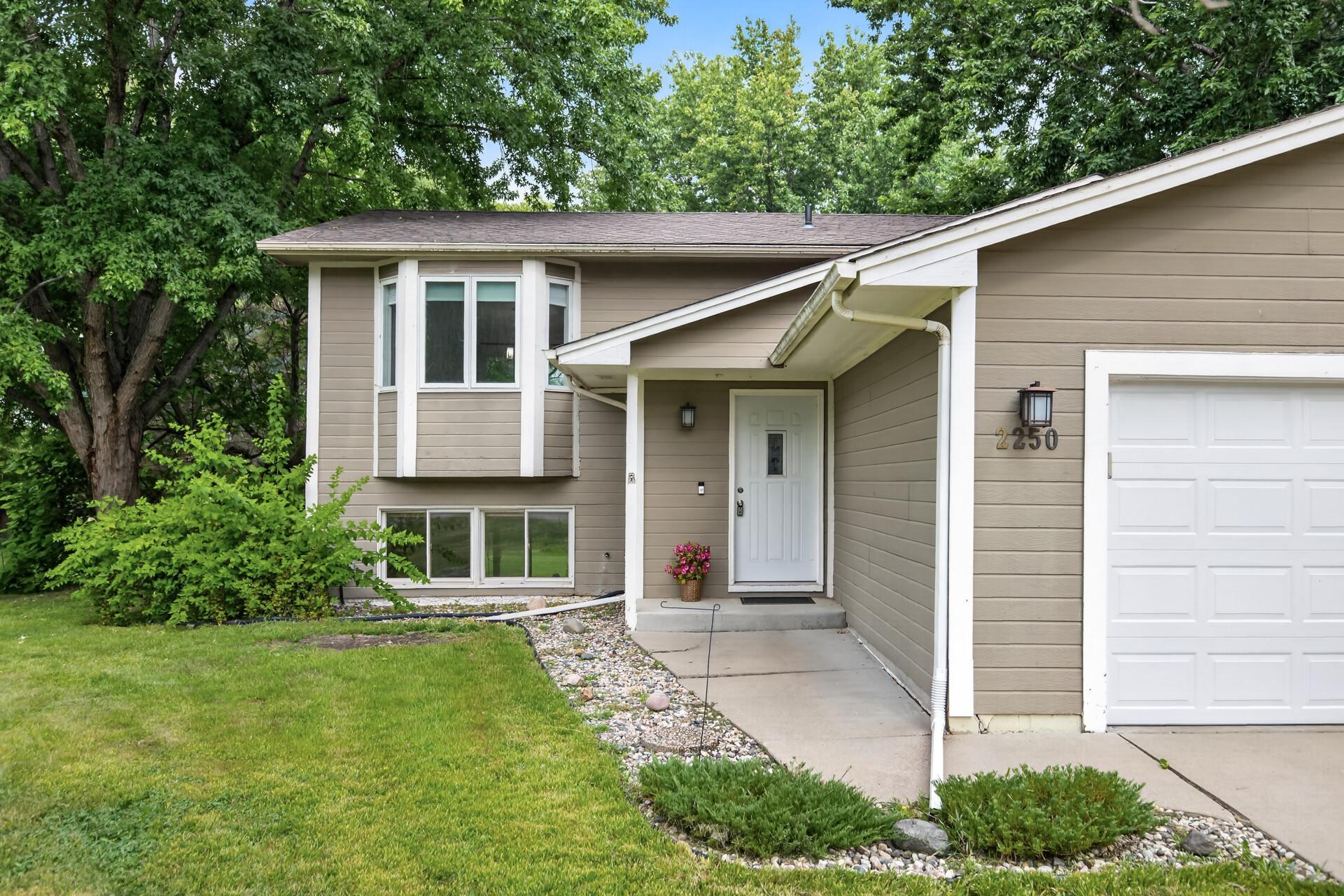 View of Residential at 2250 Van Sloun Road, Chaska MN 55318, Chaska (3 of 51) - Mike Wilen | Minnesota Team Real Estate