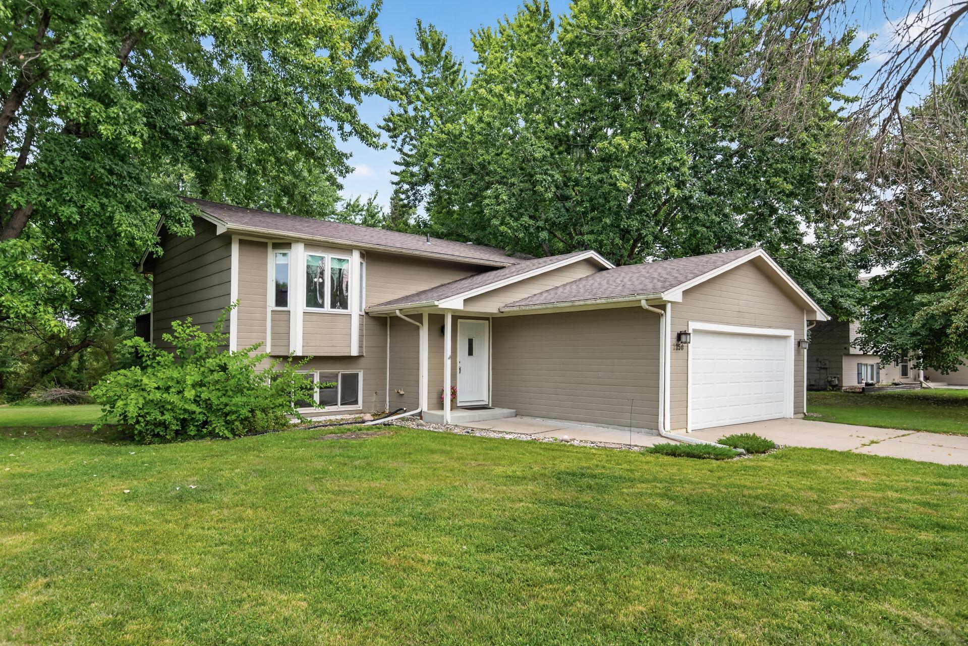 View of Residential at 2250 Van Sloun Road, Chaska MN 55318, Chaska (2 of 51) - Mike Wilen | Minnesota Team Real Estate