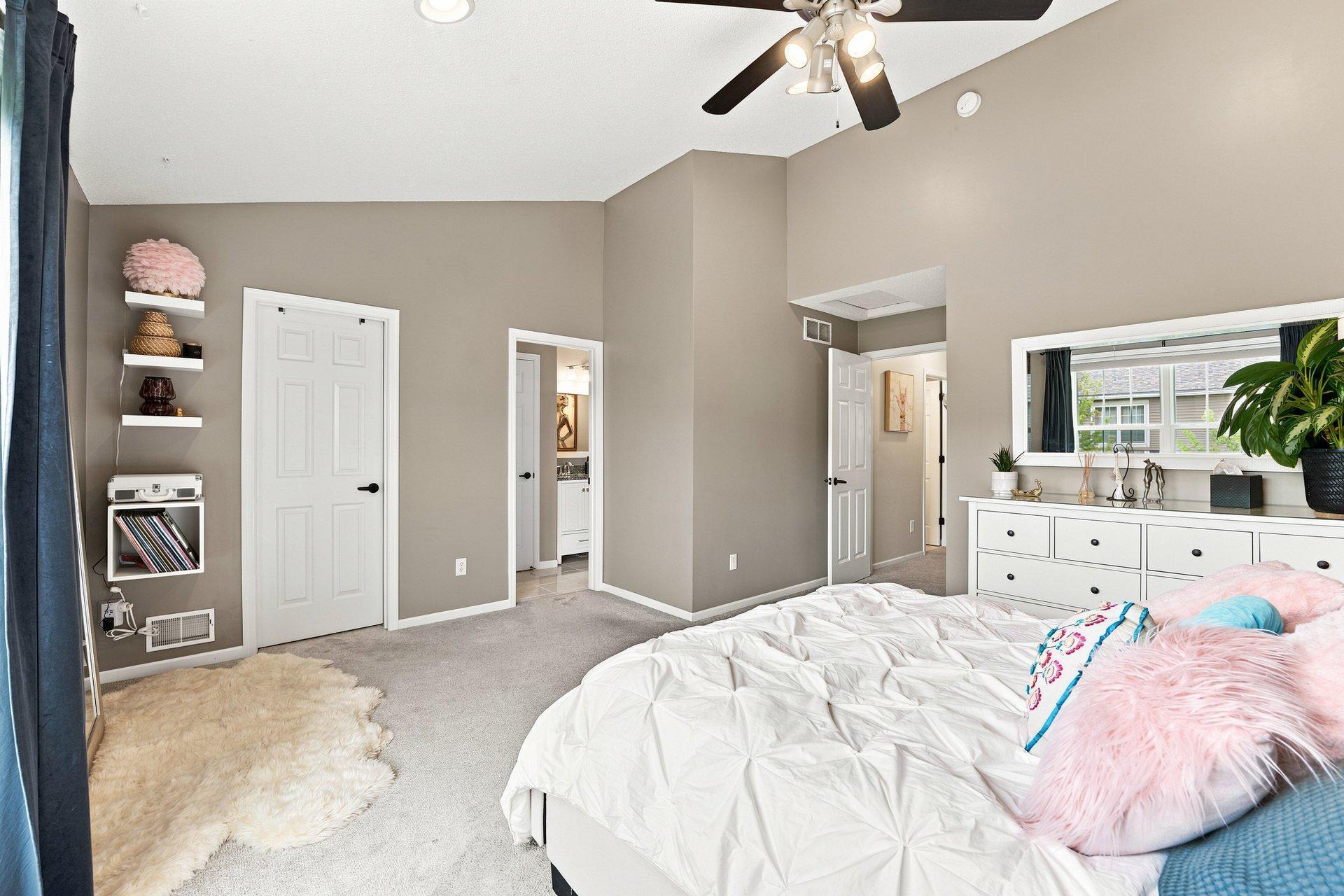 View of Residential at 15742 Frisian Lane, Apple Valley MN 55124, Apple Valley (21 of 45) - Mike Wilen | Minnesota Team Real Estate