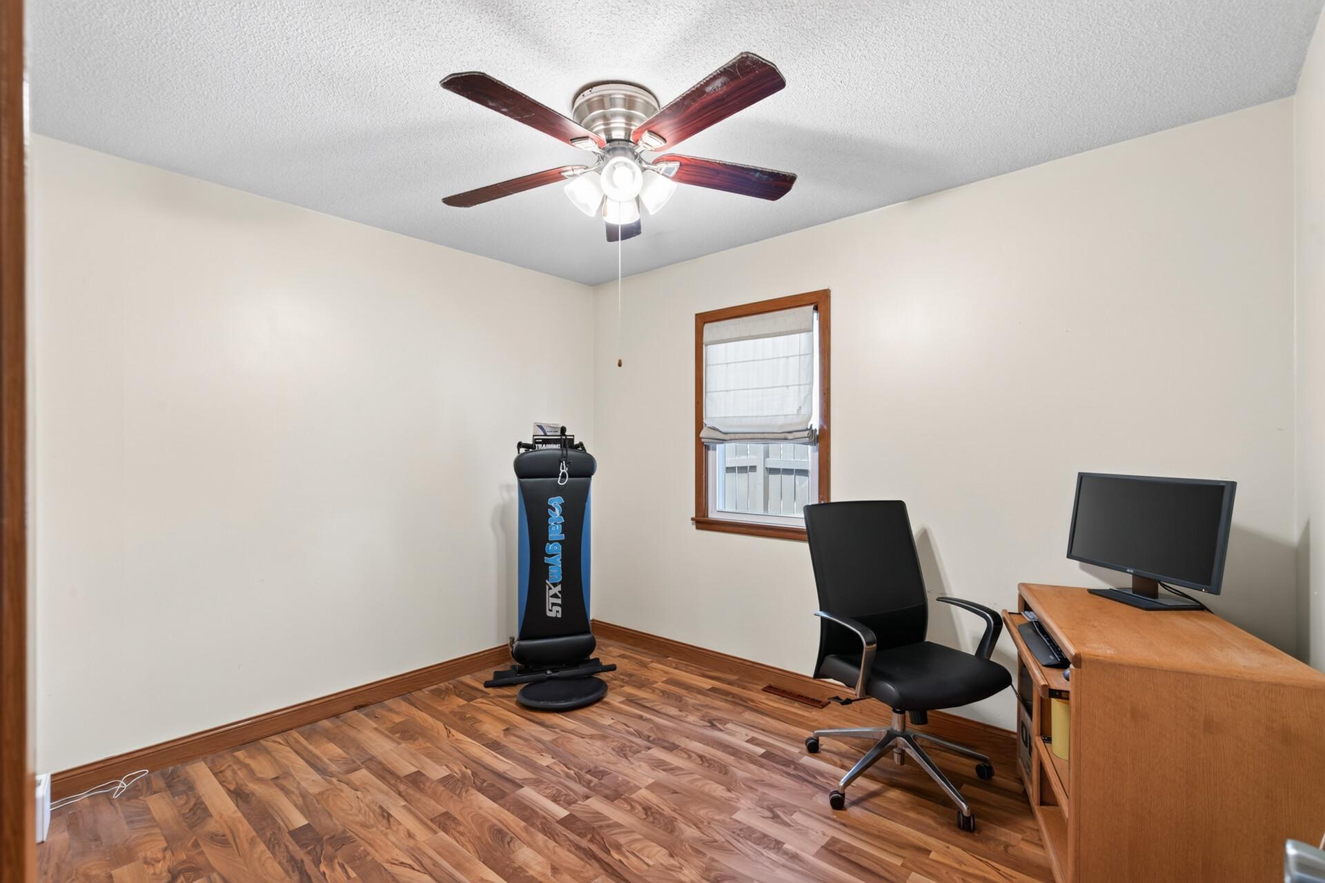 View of Residential at 213 14th Avenue, South Saint Paul MN 55075, South Saint Paul (14 of 26) - Mike Wilen | Minnesota Team Real Estate