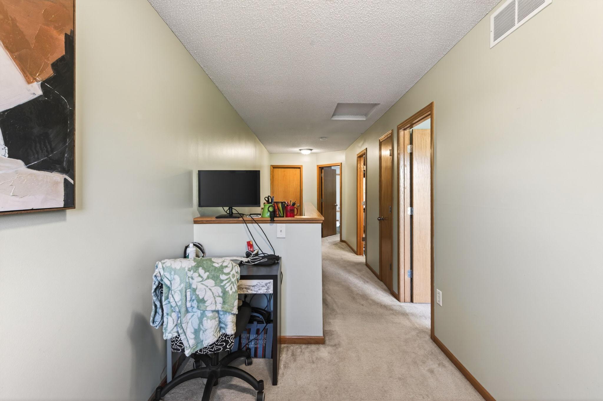 View of Residential at 1451 Magnolia Avenue, Saint Paul MN 55106, Saint Paul (19 of 23) - Mike Wilen | Minnesota Team Real Estate