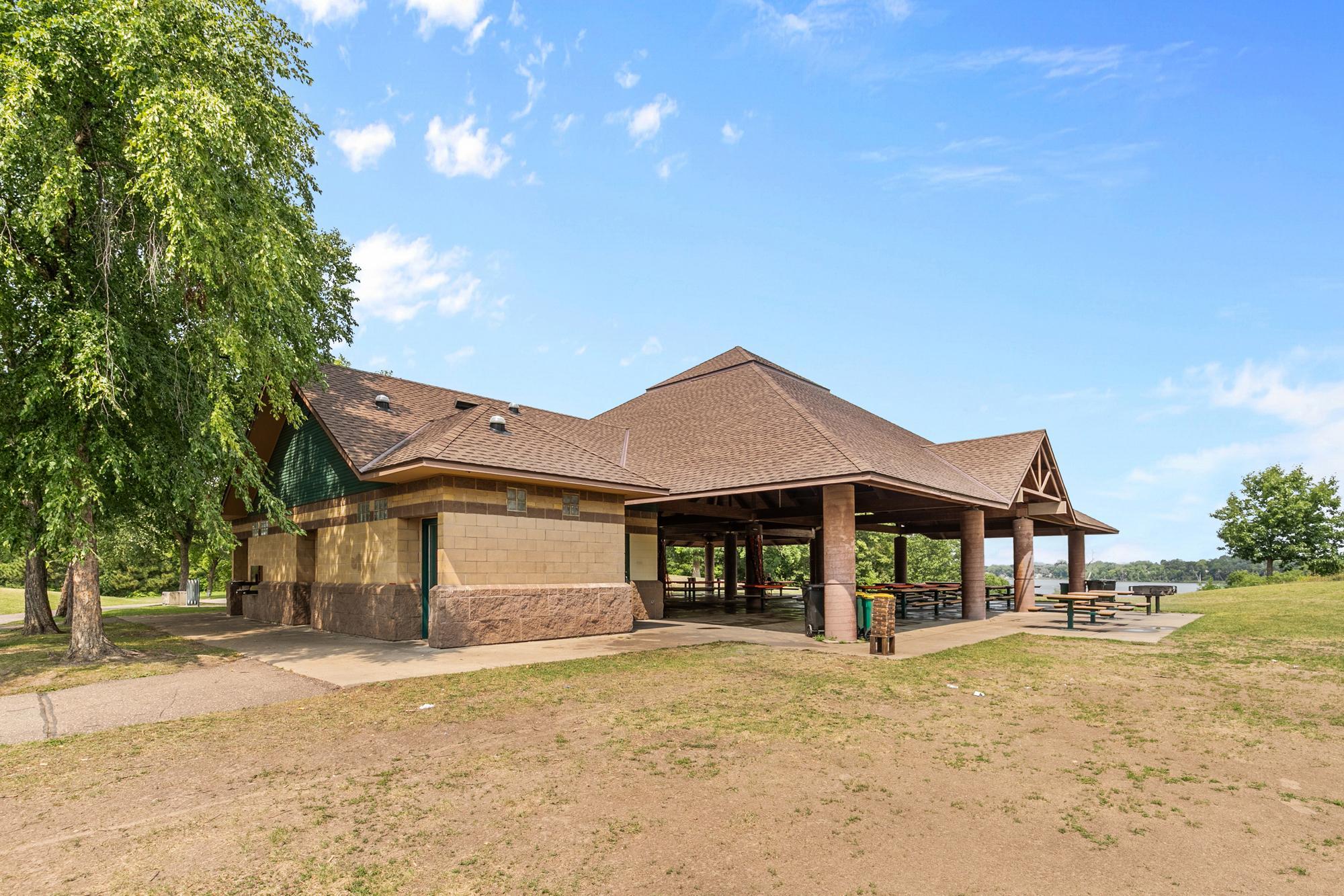 View of Residential at 655 Evergreen Circle, Shoreview MN 55126, Shoreview (56 of 60) - Mike Wilen | Minnesota Team Real Estate