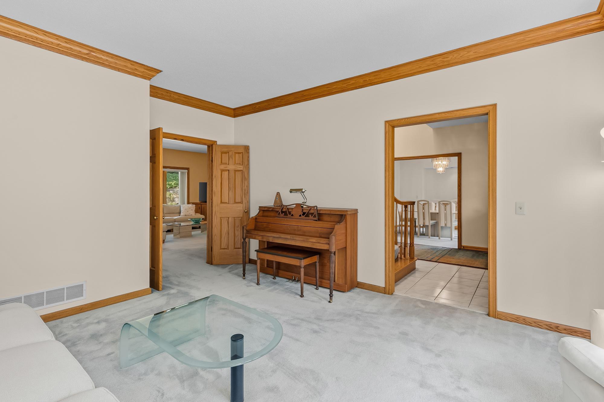 View of Residential at 655 Evergreen Circle, Shoreview MN 55126, Shoreview (22 of 60) - Mike Wilen | Minnesota Team Real Estate