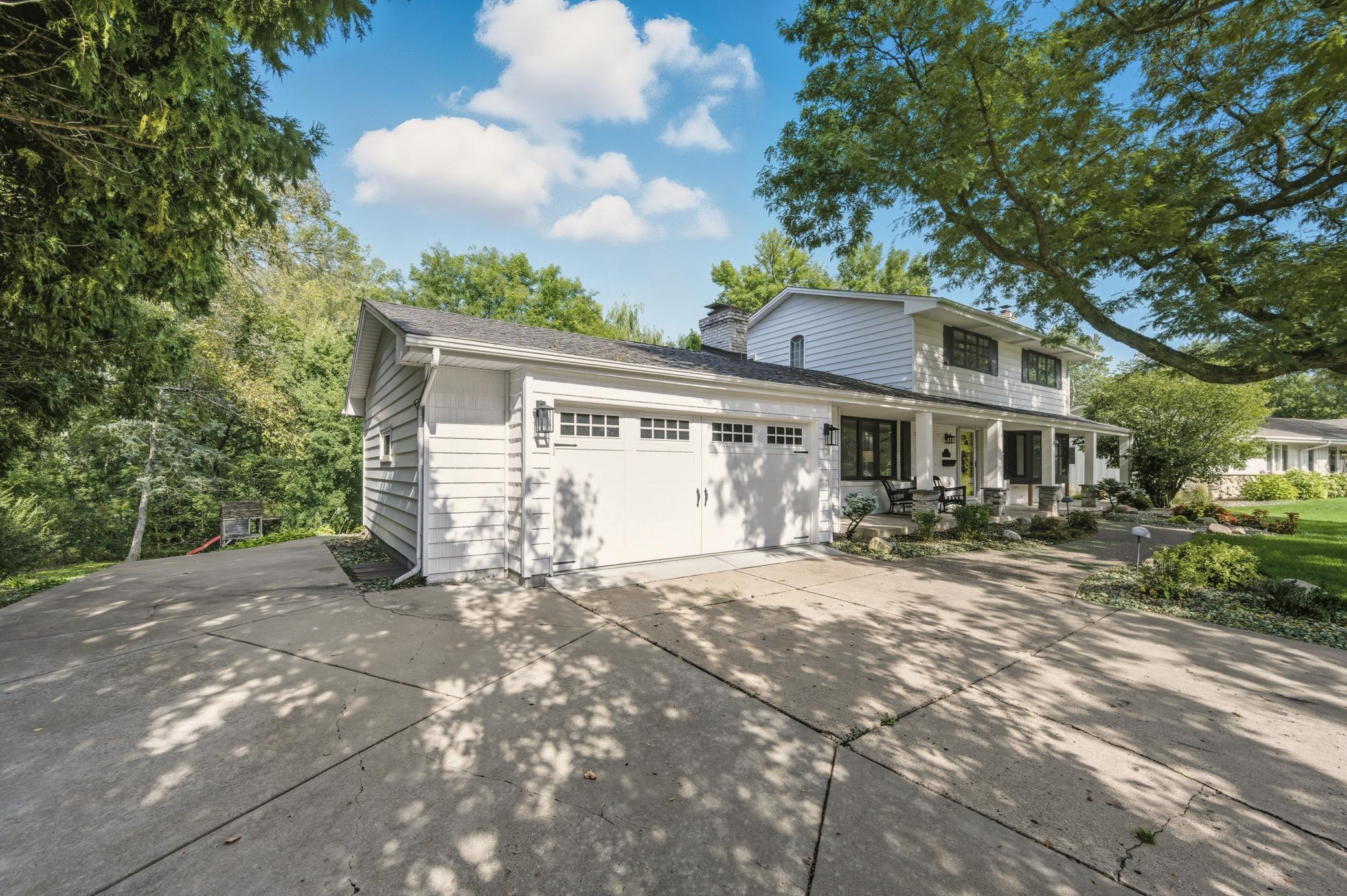 View of Residential at 5512 Hillside Court, Edina MN 55439, Edina (3 of 106) - Mike Wilen | Minnesota Team Real Estate