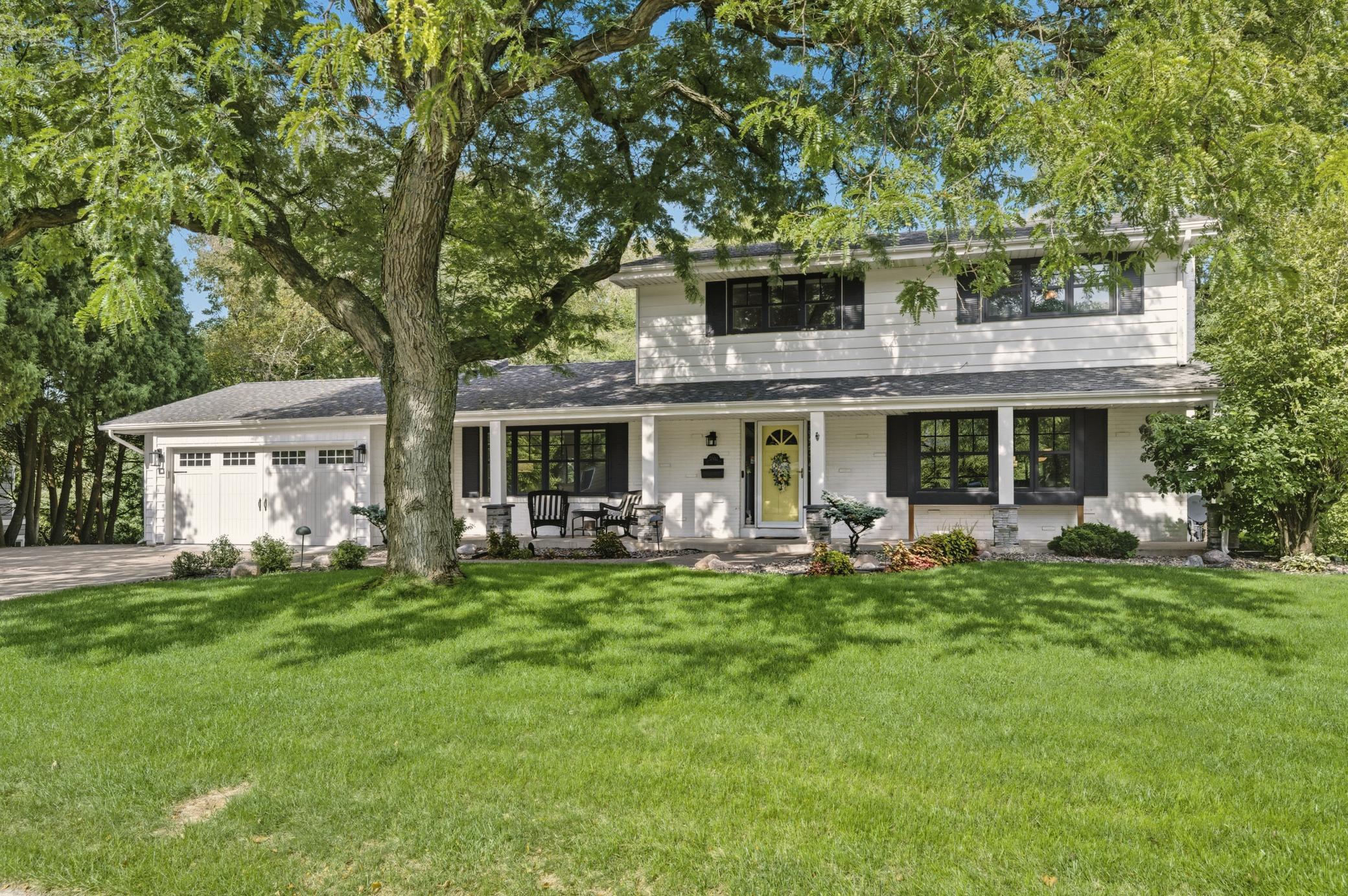 View of Residential at 5512 Hillside Court, Edina MN 55439, Edina (100 of 106) - Mike Wilen | Minnesota Team Real Estate