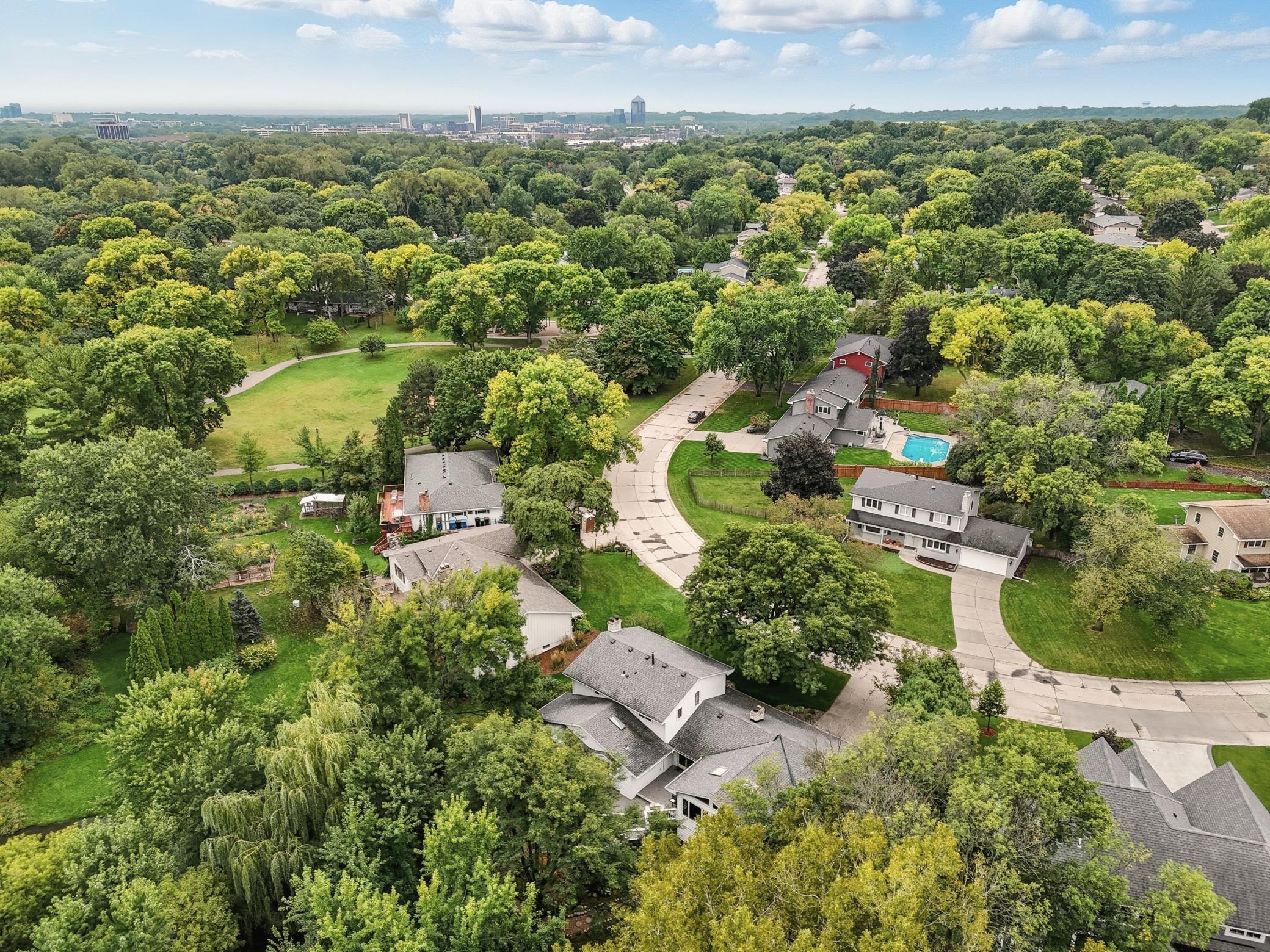 View of Residential at 5512 Hillside Court, Edina MN 55439, Edina (94 of 106) - Mike Wilen | Minnesota Team Real Estate