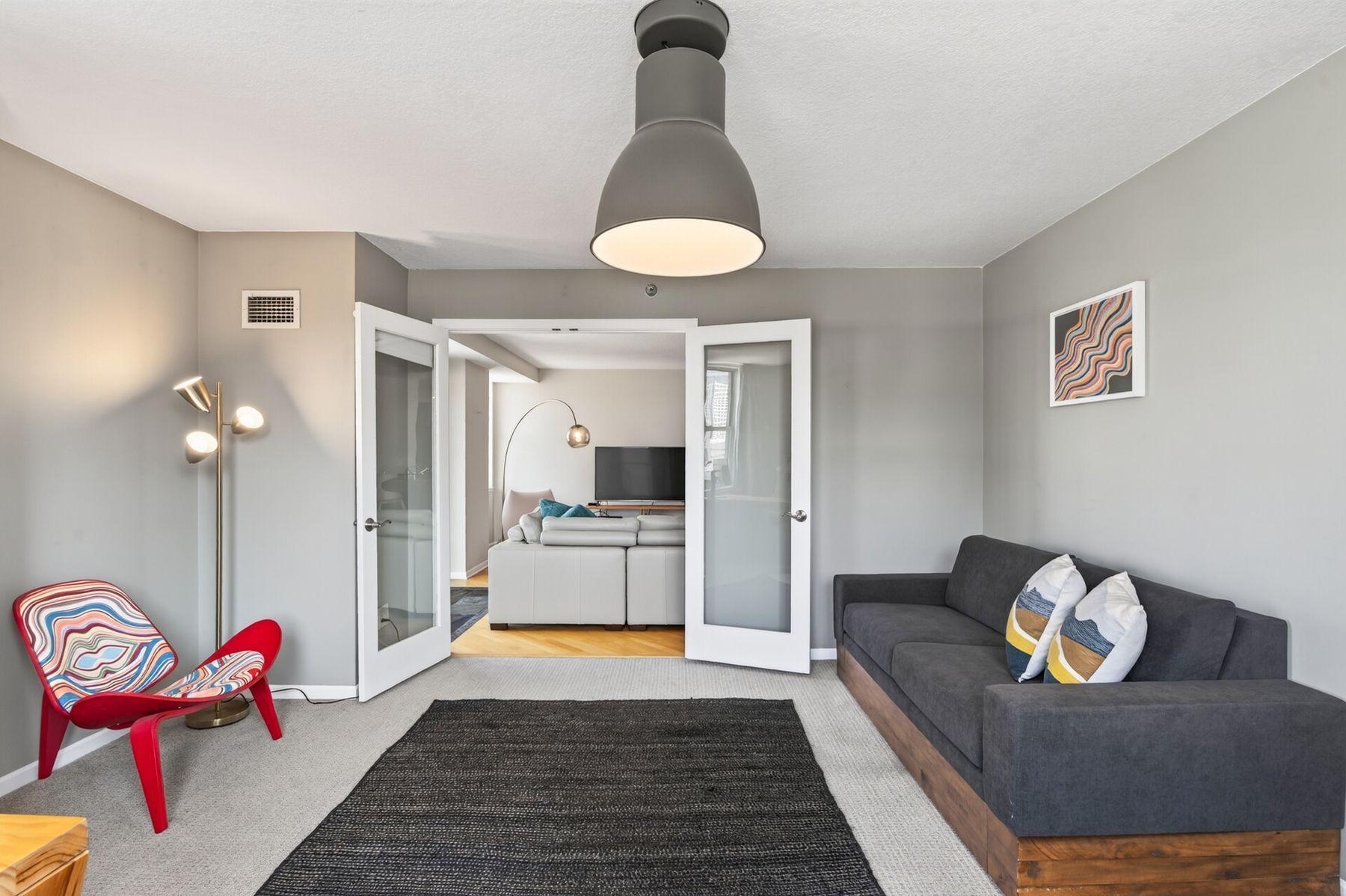 View of Residential at 401 1st Street #1023, Minneapolis MN 55401, Minneapolis (33 of 43) - Mike Wilen | Minnesota Team Real Estate