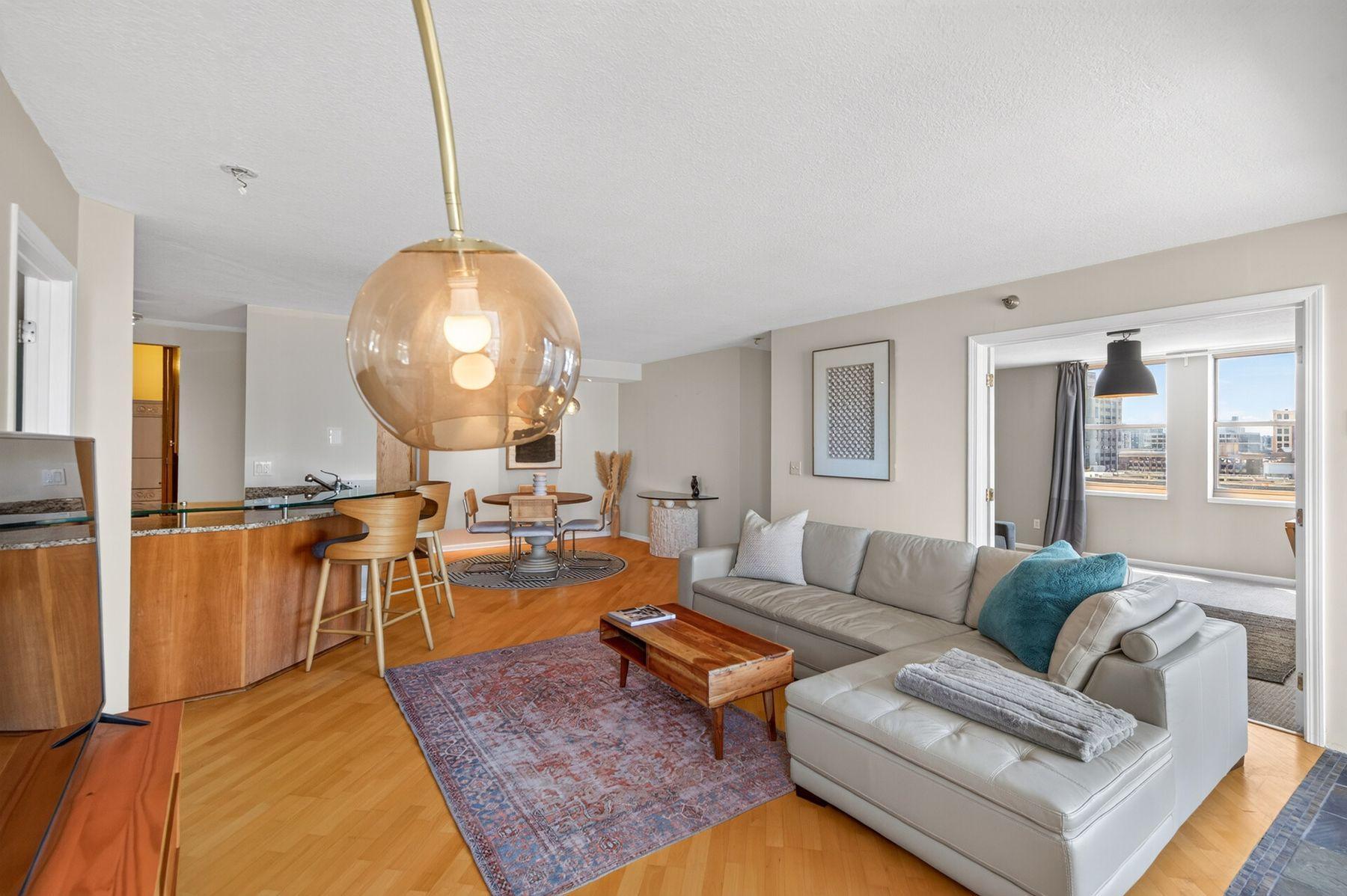View of Residential at 401 1st Street #1023, Minneapolis MN 55401, Minneapolis (21 of 43) - Mike Wilen | Minnesota Team Real Estate