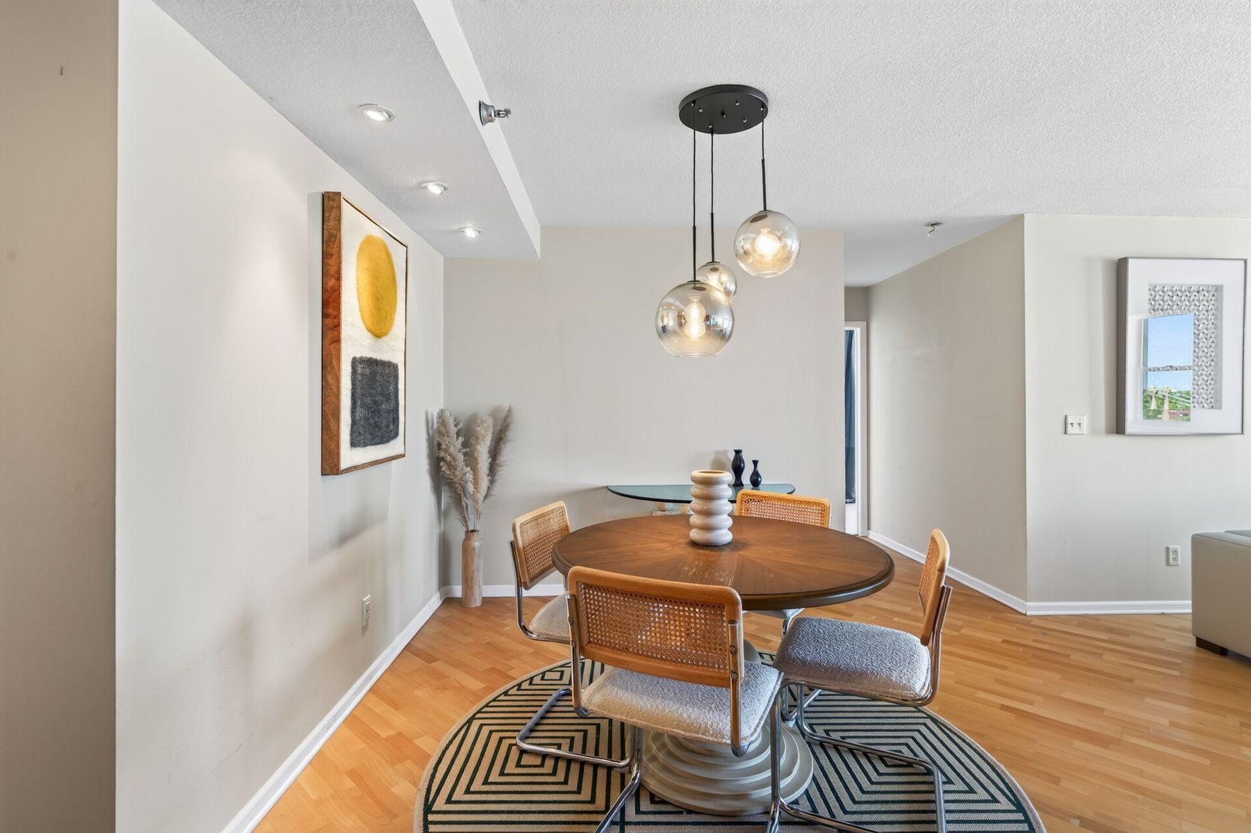 View of Residential at 401 1st Street #1023, Minneapolis MN 55401, Minneapolis (7 of 43) - Mike Wilen | Minnesota Team Real Estate