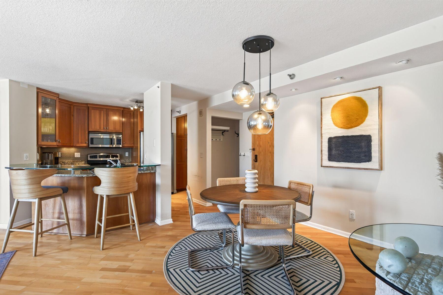 View of Residential at 401 1st Street #1023, Minneapolis MN 55401, Minneapolis (5 of 43) - Mike Wilen | Minnesota Team Real Estate