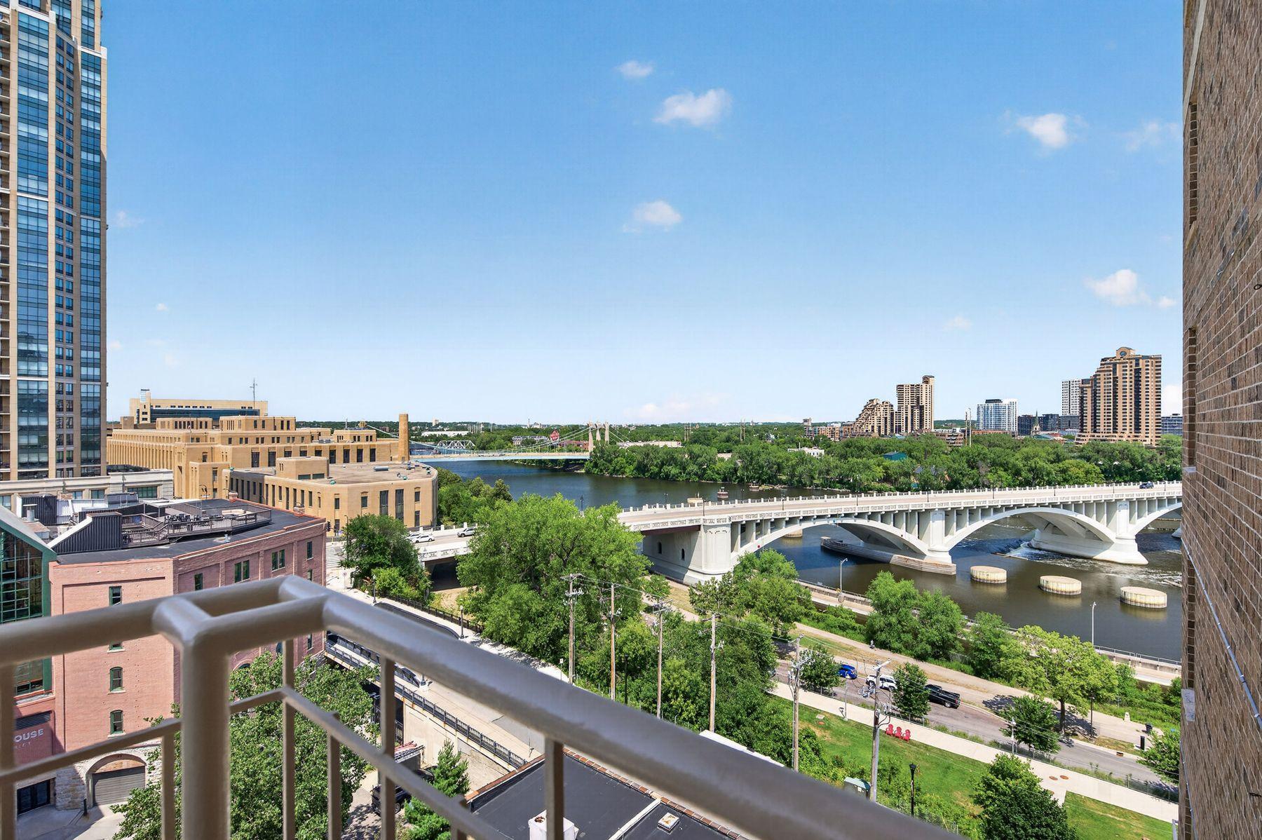 View of Residential at 401 1st Street #1023, Minneapolis MN 55401, Minneapolis - Mike Wilen | Minnesota Team Real Estate