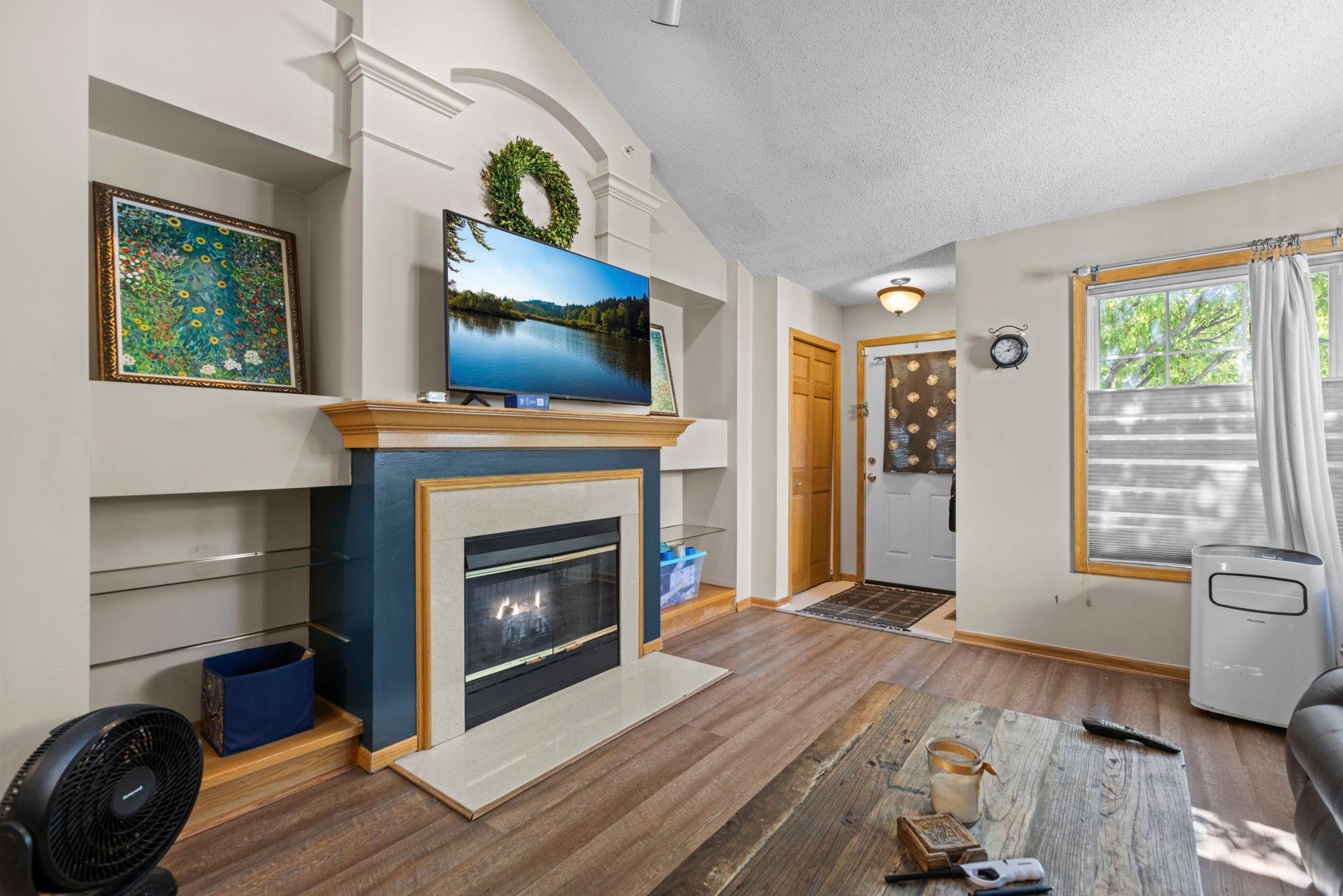 View of Residential at 528 Queens Gate, New Brighton MN 55112, New Brighton (2 of 27) - Mike Wilen | Minnesota Team Real Estate