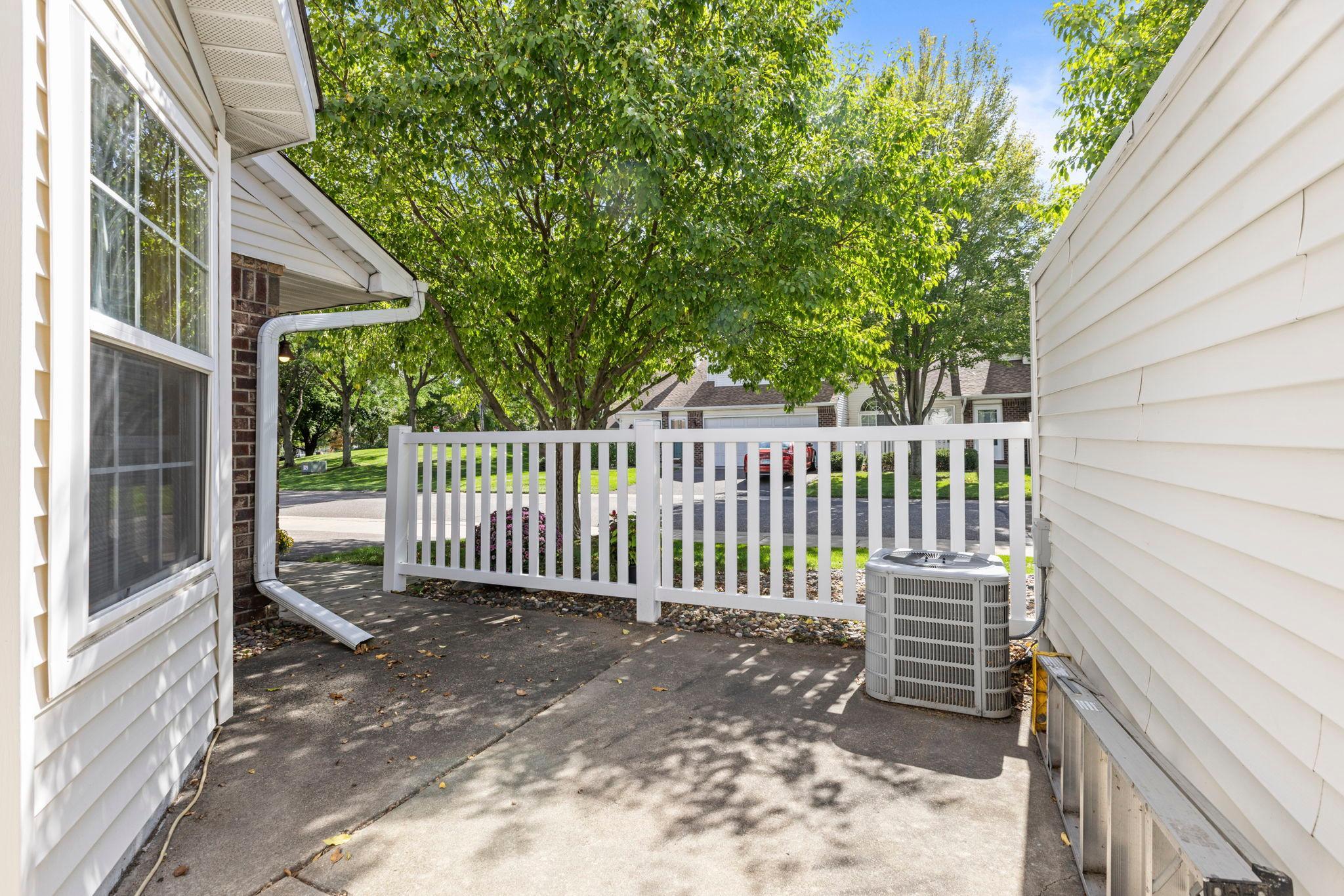 View of Residential at 528 Queens Gate, New Brighton MN 55112, New Brighton (24 of 27) - Mike Wilen | Minnesota Team Real Estate