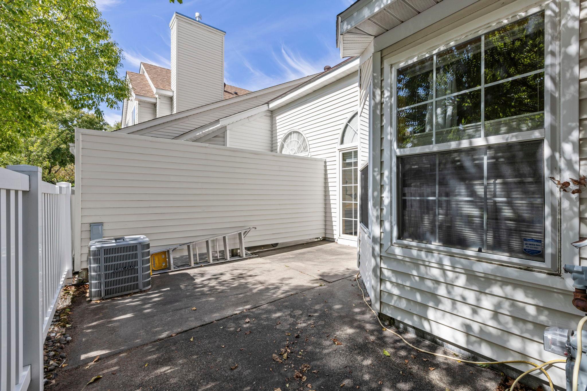 View of Residential at 528 Queens Gate, New Brighton MN 55112, New Brighton (22 of 27) - Mike Wilen | Minnesota Team Real Estate