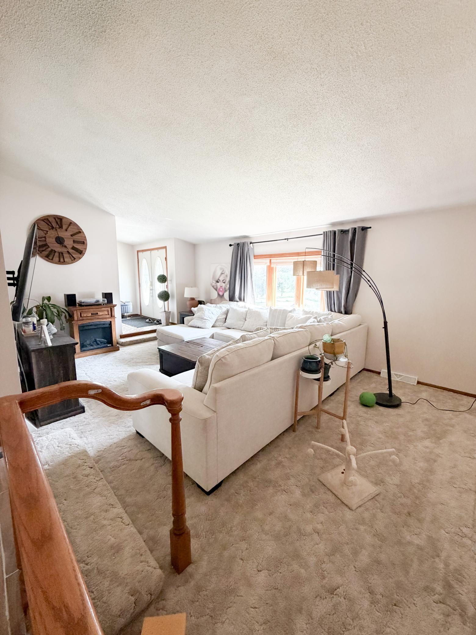 View of Residential at 1516 Maywood Drive, South Saint Paul MN 55075, South Saint Paul (4 of 25) - Mike Wilen | Minnesota Team Real Estate