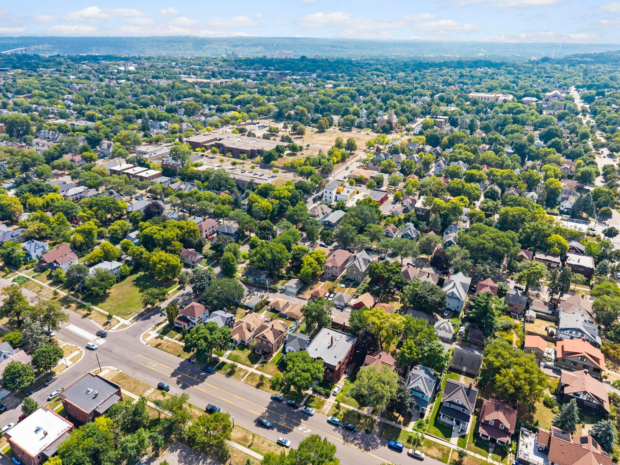 View of Residential at 1047 Dayton Avenue, Saint Paul MN 55104, Saint Paul (49 of 49) - Mike Wilen | Minnesota Team Real Estate