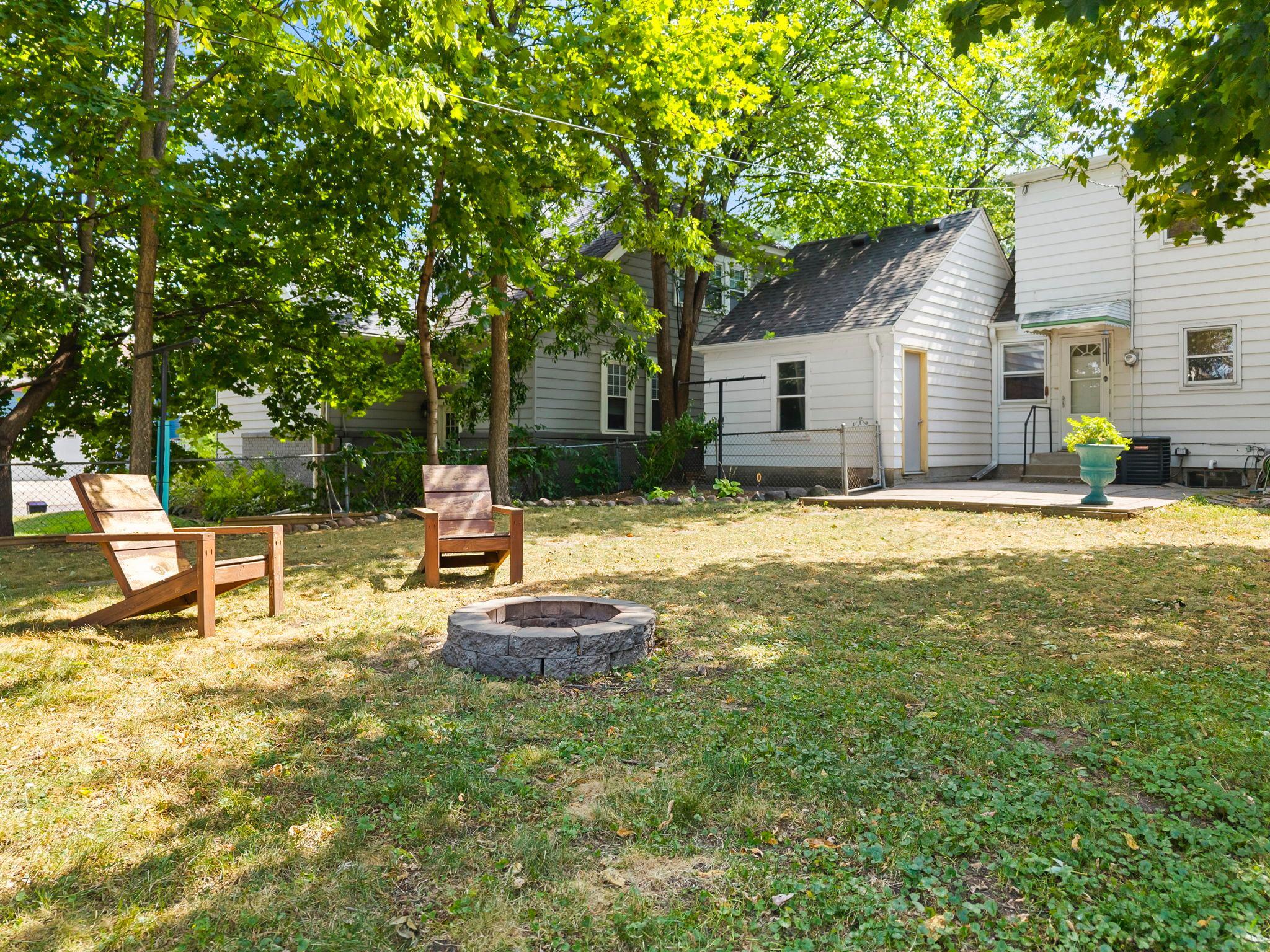 View of Residential at 1047 Dayton Avenue, Saint Paul MN 55104, Saint Paul (45 of 49) - Mike Wilen | Minnesota Team Real Estate
