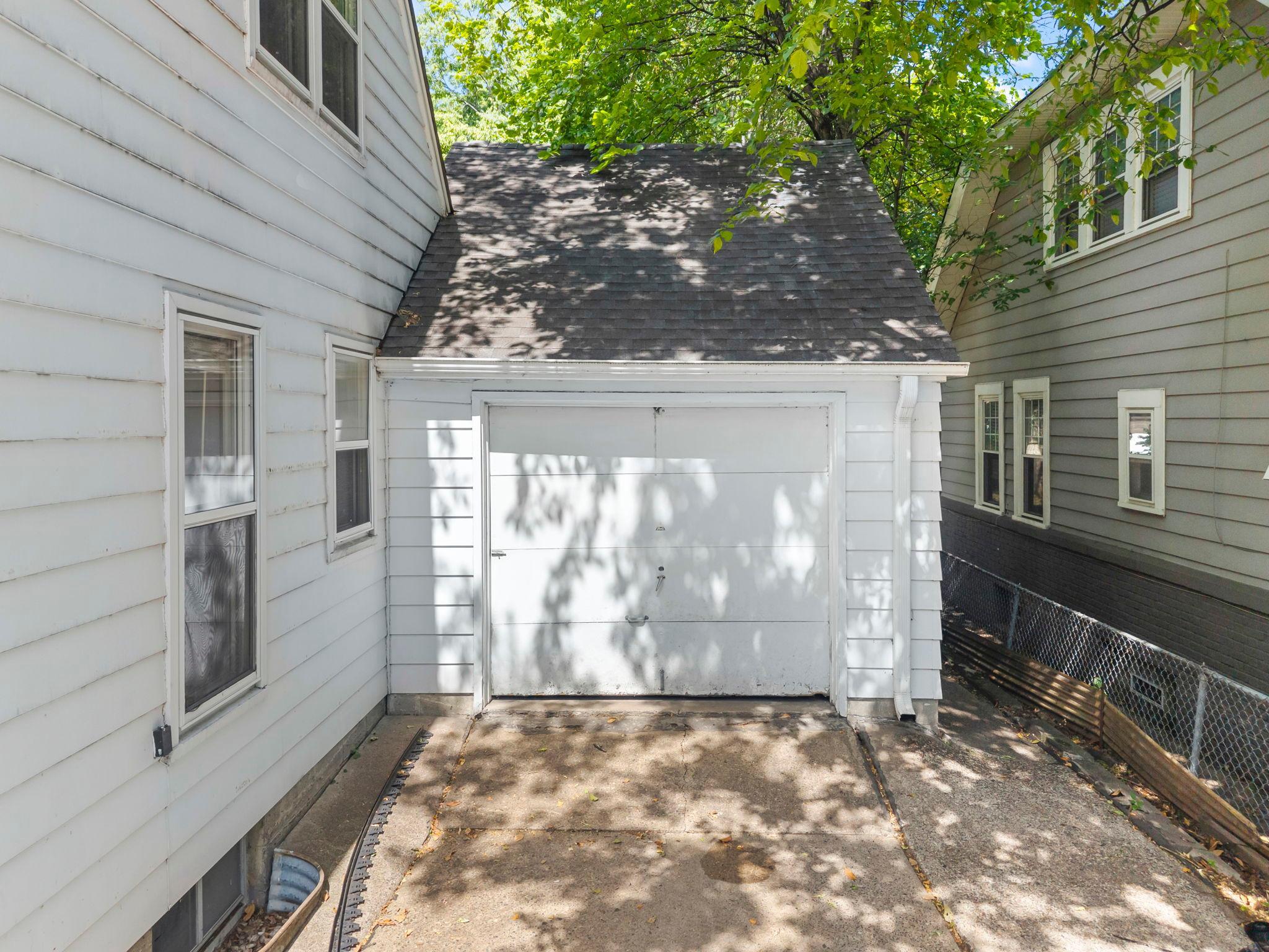 View of Residential at 1047 Dayton Avenue, Saint Paul MN 55104, Saint Paul (39 of 49) - Mike Wilen | Minnesota Team Real Estate
