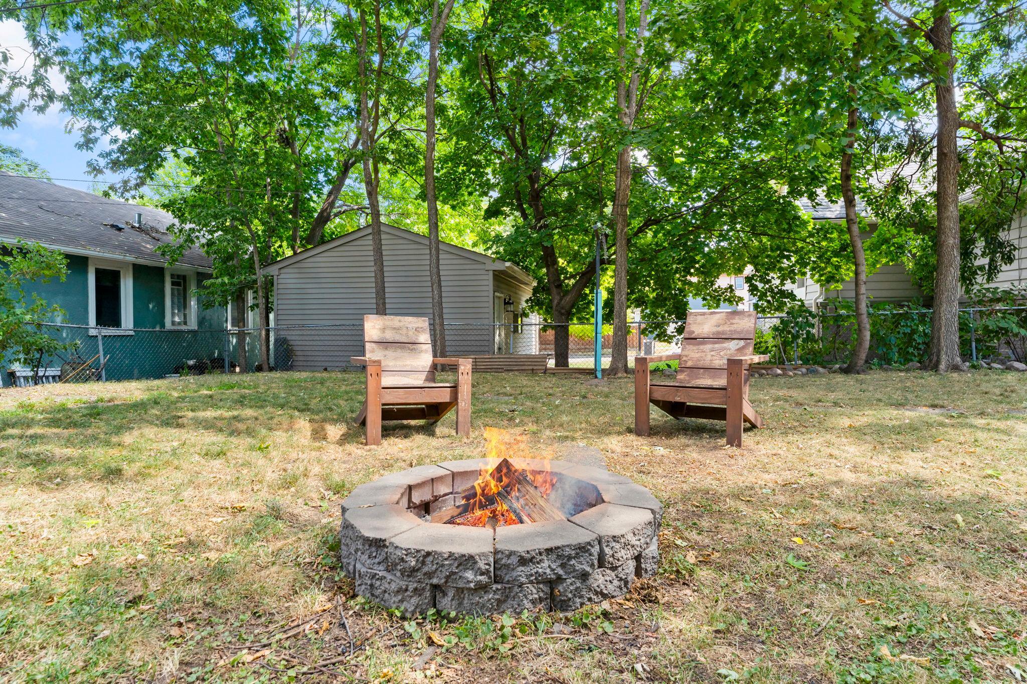 View of Residential at 1047 Dayton Avenue, Saint Paul MN 55104, Saint Paul (32 of 49) - Mike Wilen | Minnesota Team Real Estate