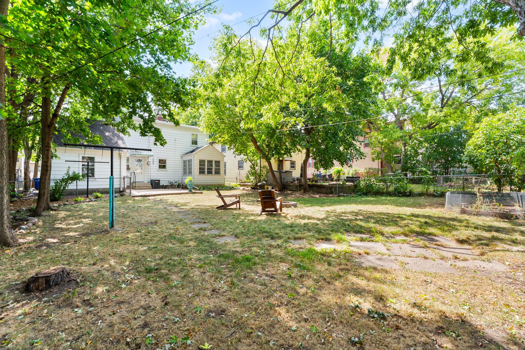 View of Residential at 1047 Dayton Avenue, Saint Paul MN 55104, Saint Paul (31 of 49) - Mike Wilen | Minnesota Team Real Estate