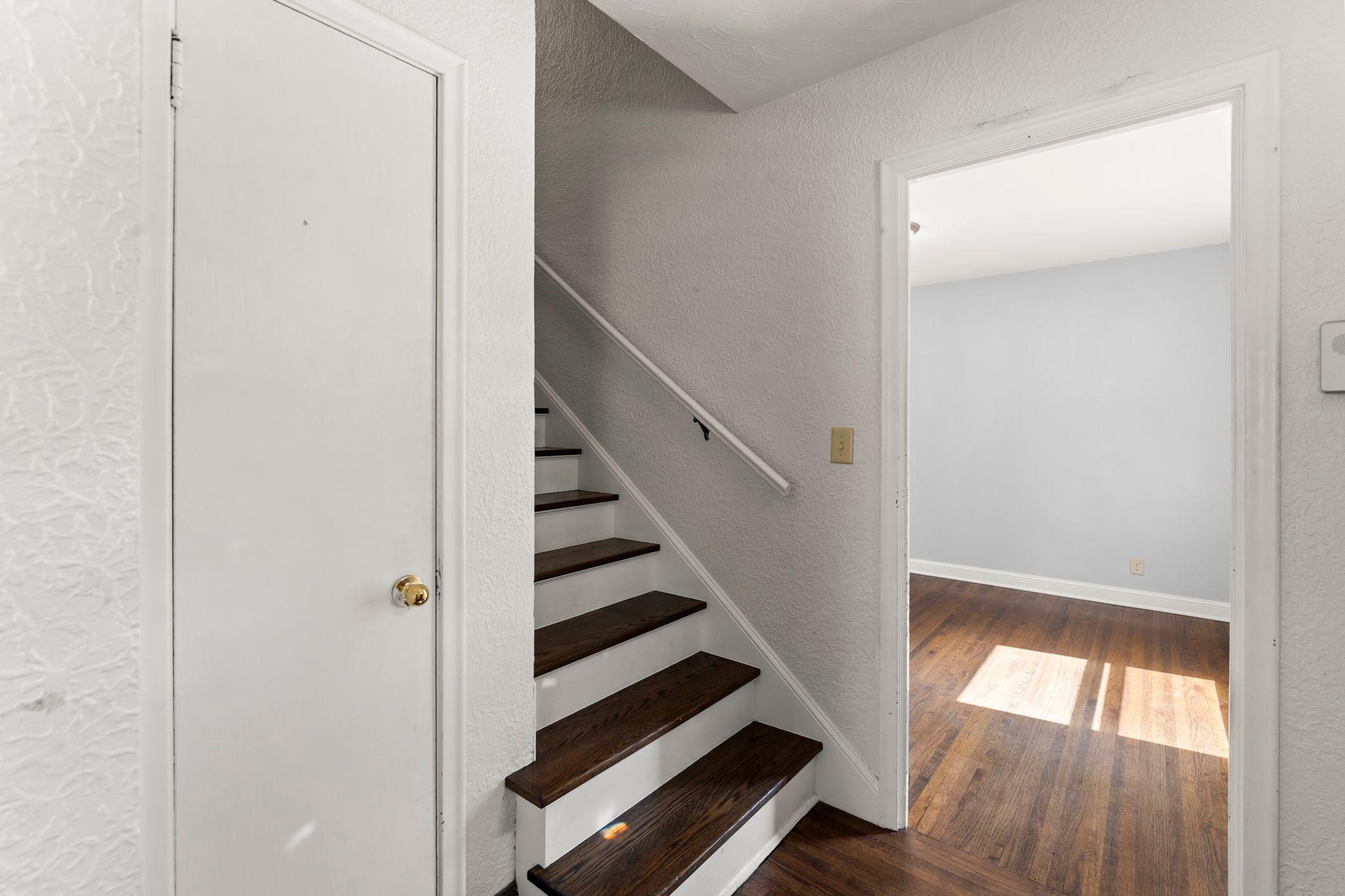 View of Residential at 1047 Dayton Avenue, Saint Paul MN 55104, Saint Paul (18 of 49) - Mike Wilen | Minnesota Team Real Estate