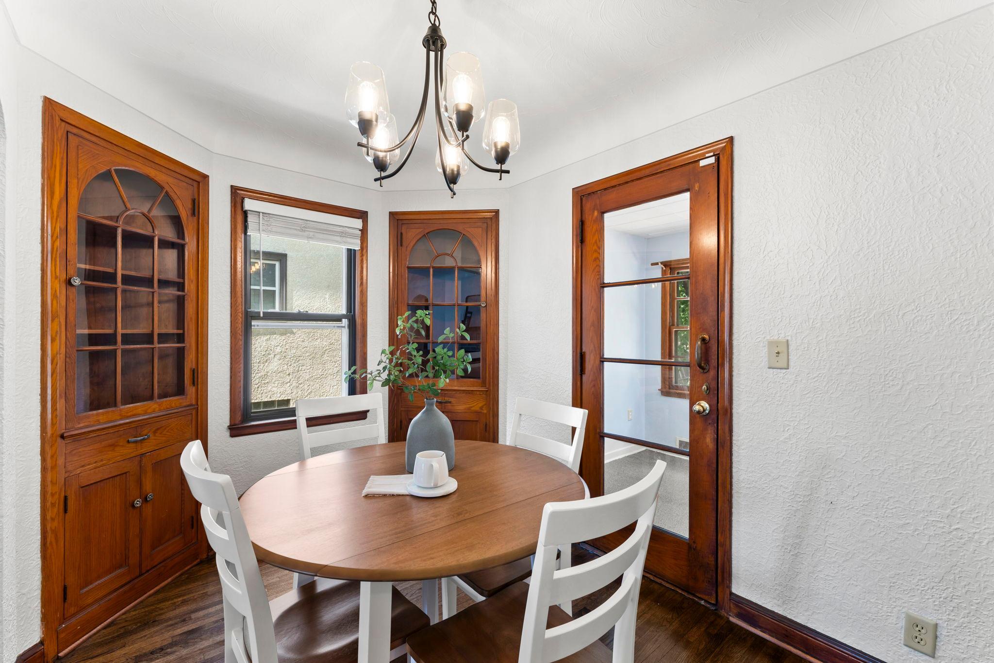 View of Residential at 1047 Dayton Avenue, Saint Paul MN 55104, Saint Paul (9 of 49) - Mike Wilen | Minnesota Team Real Estate