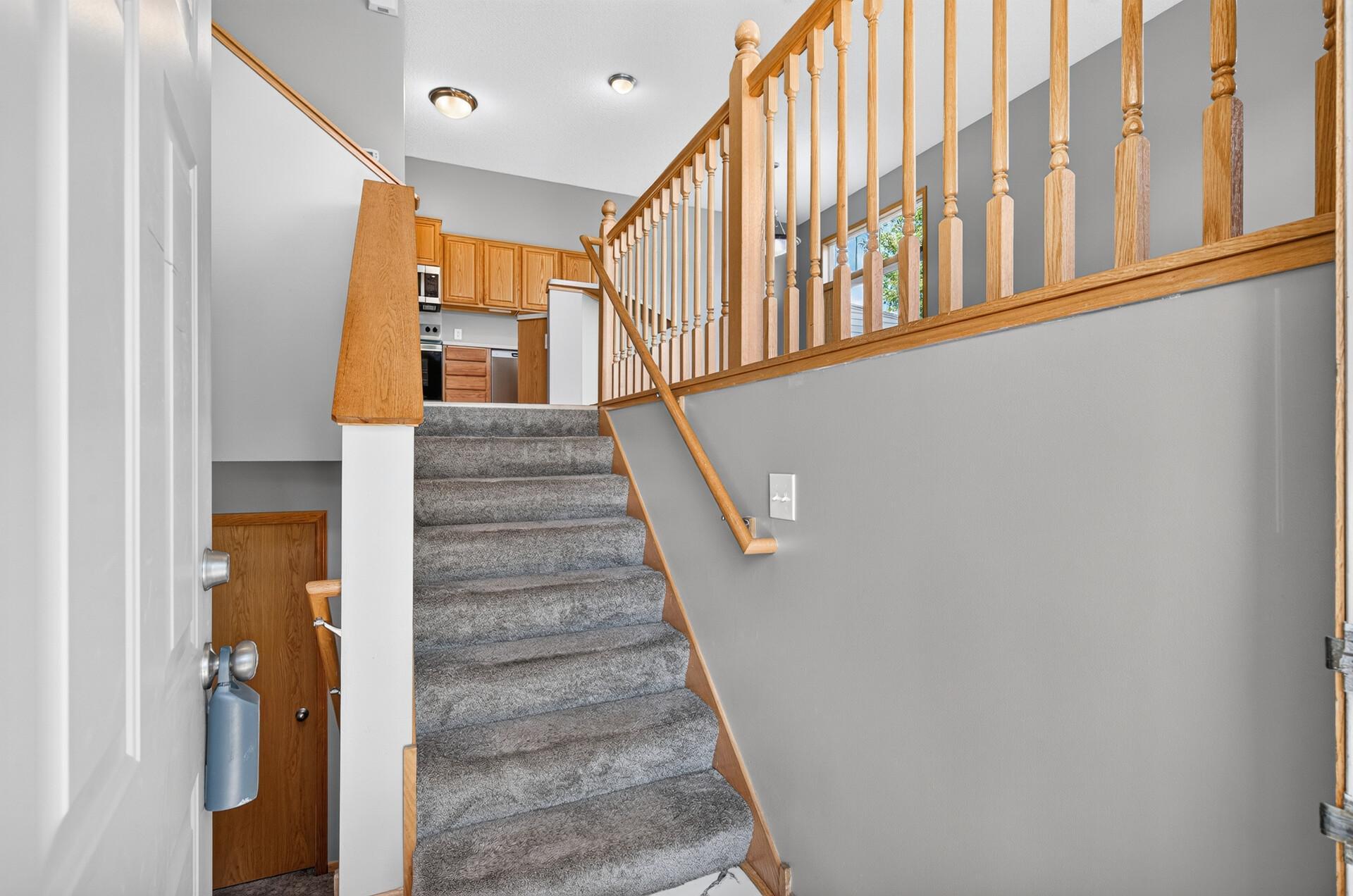 View of Residential at 20053 Heritage Drive, Lakeville MN 55044, Lakeville (6 of 30) - Mike Wilen | Minnesota Team Real Estate