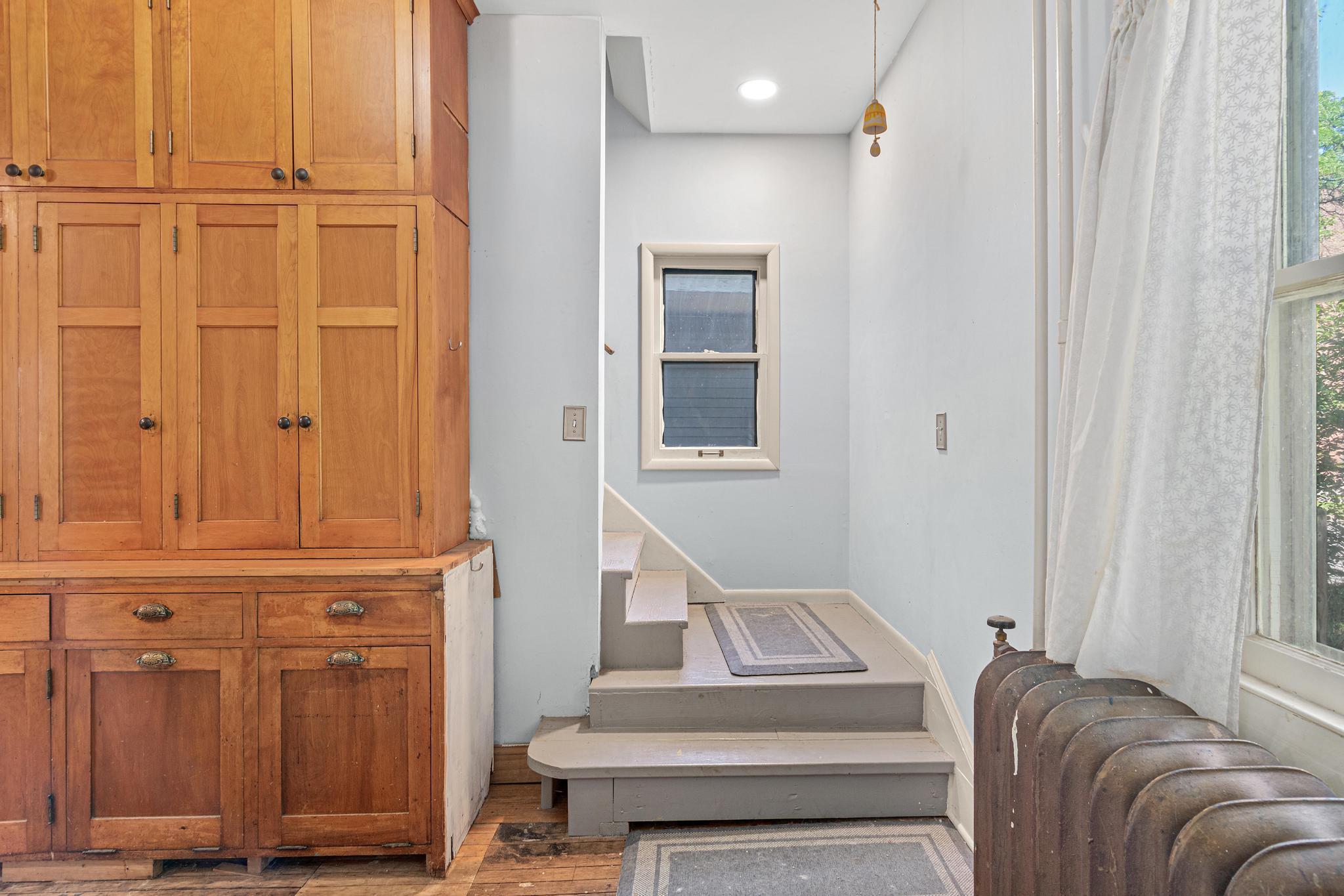 View of Residential at 1629 Bryant Avenue, Minneapolis MN 55411, Minneapolis (24 of 31) - Mike Wilen | Minnesota Team Real Estate