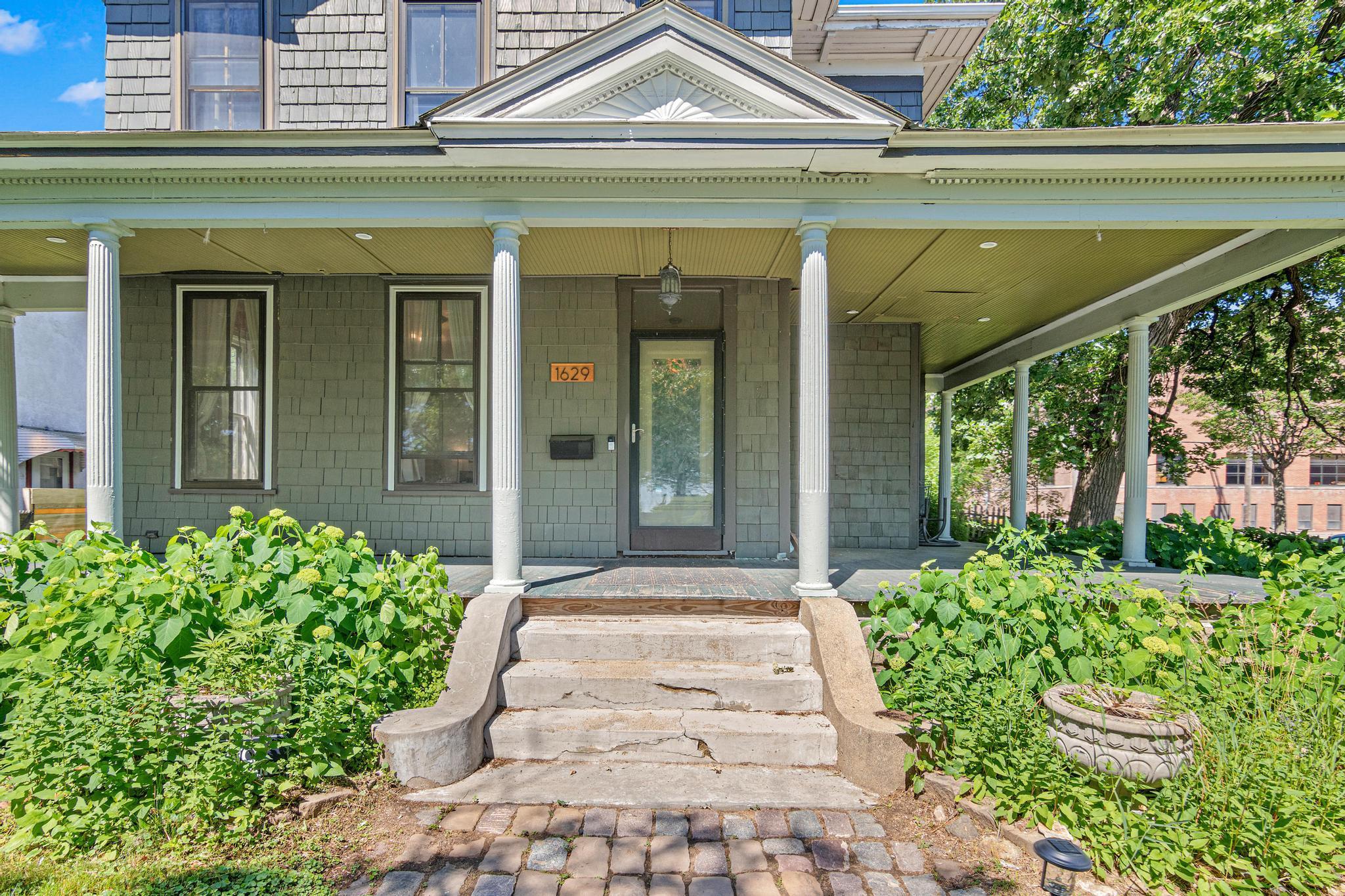 View of Residential at 1629 Bryant Avenue, Minneapolis MN 55411, Minneapolis (4 of 31) - Mike Wilen | Minnesota Team Real Estate