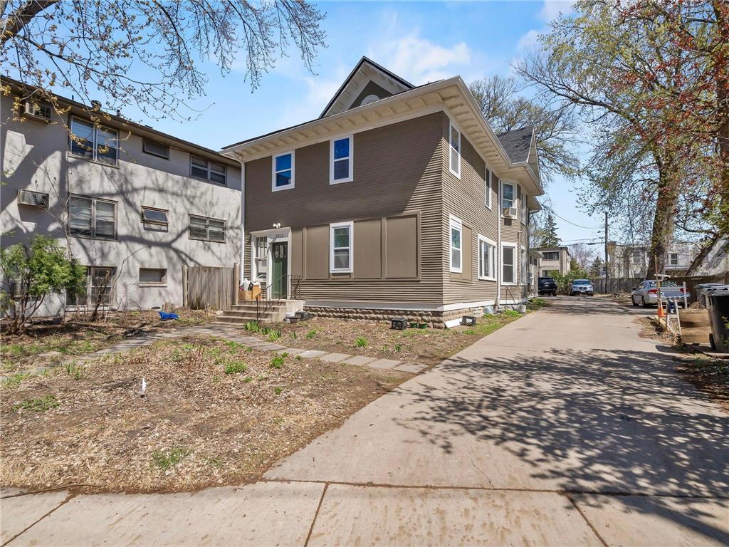 View of Residential Income at 3213 Minnehaha Avenue, Minneapolis MN 55406, Minneapolis (28 of 30) - Mike Wilen | Minnesota Team Real Estate