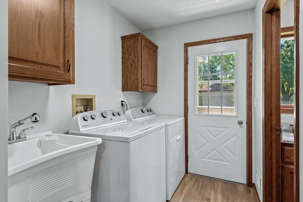 View of Residential at 833 Tyrol Lane, Shakopee MN 55379, Shakopee (19 of 63) - Mike Wilen | Minnesota Team Real Estate