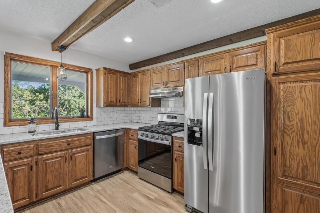 View of Residential at 833 Tyrol Lane, Shakopee MN 55379, Shakopee (14 of 63) - Mike Wilen | Minnesota Team Real Estate