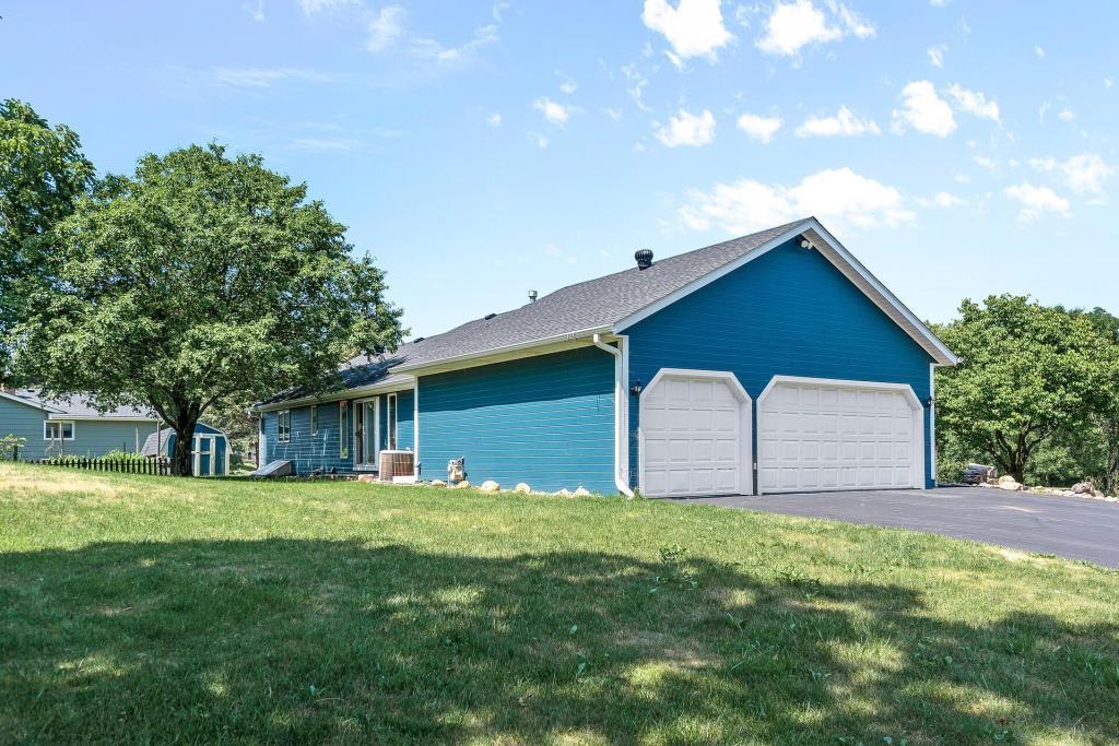 View of Residential at 833 Tyrol Lane, Shakopee MN 55379, Shakopee (38 of 63) - Mike Wilen | Minnesota Team Real Estate