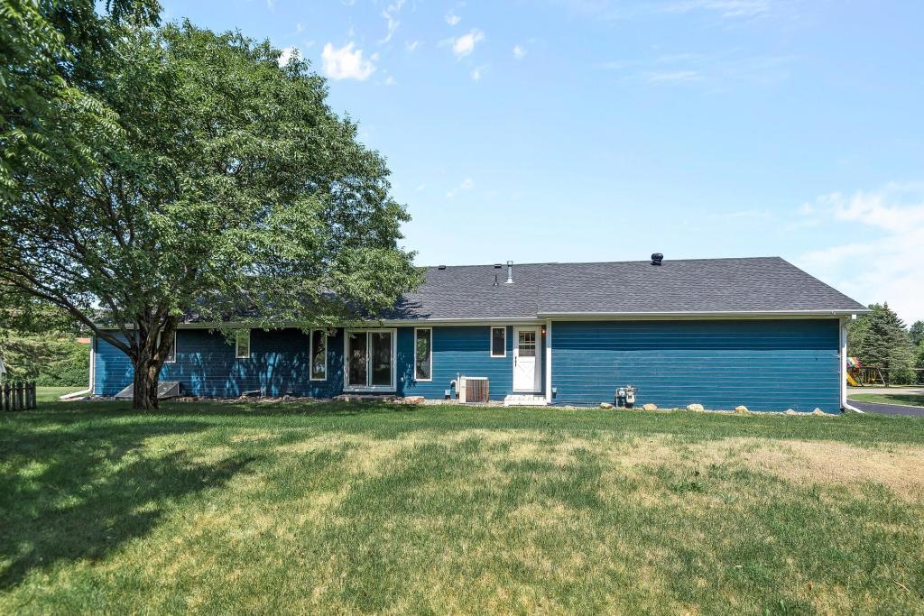 View of Residential at 833 Tyrol Lane, Shakopee MN 55379, Shakopee (37 of 63) - Mike Wilen | Minnesota Team Real Estate