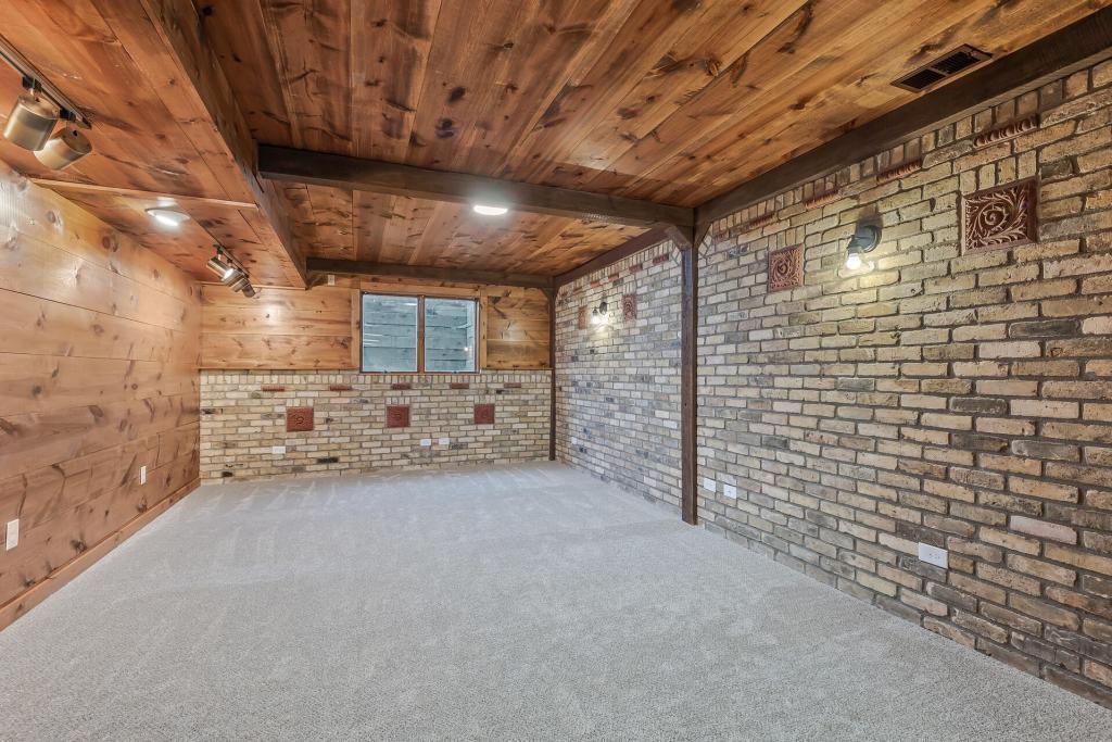 View of Residential at 833 Tyrol Lane, Shakopee MN 55379, Shakopee (29 of 63) - Mike Wilen | Minnesota Team Real Estate