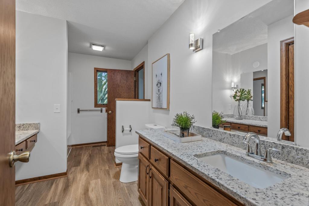 View of Residential at 833 Tyrol Lane, Shakopee MN 55379, Shakopee (24 of 63) - Mike Wilen | Minnesota Team Real Estate
