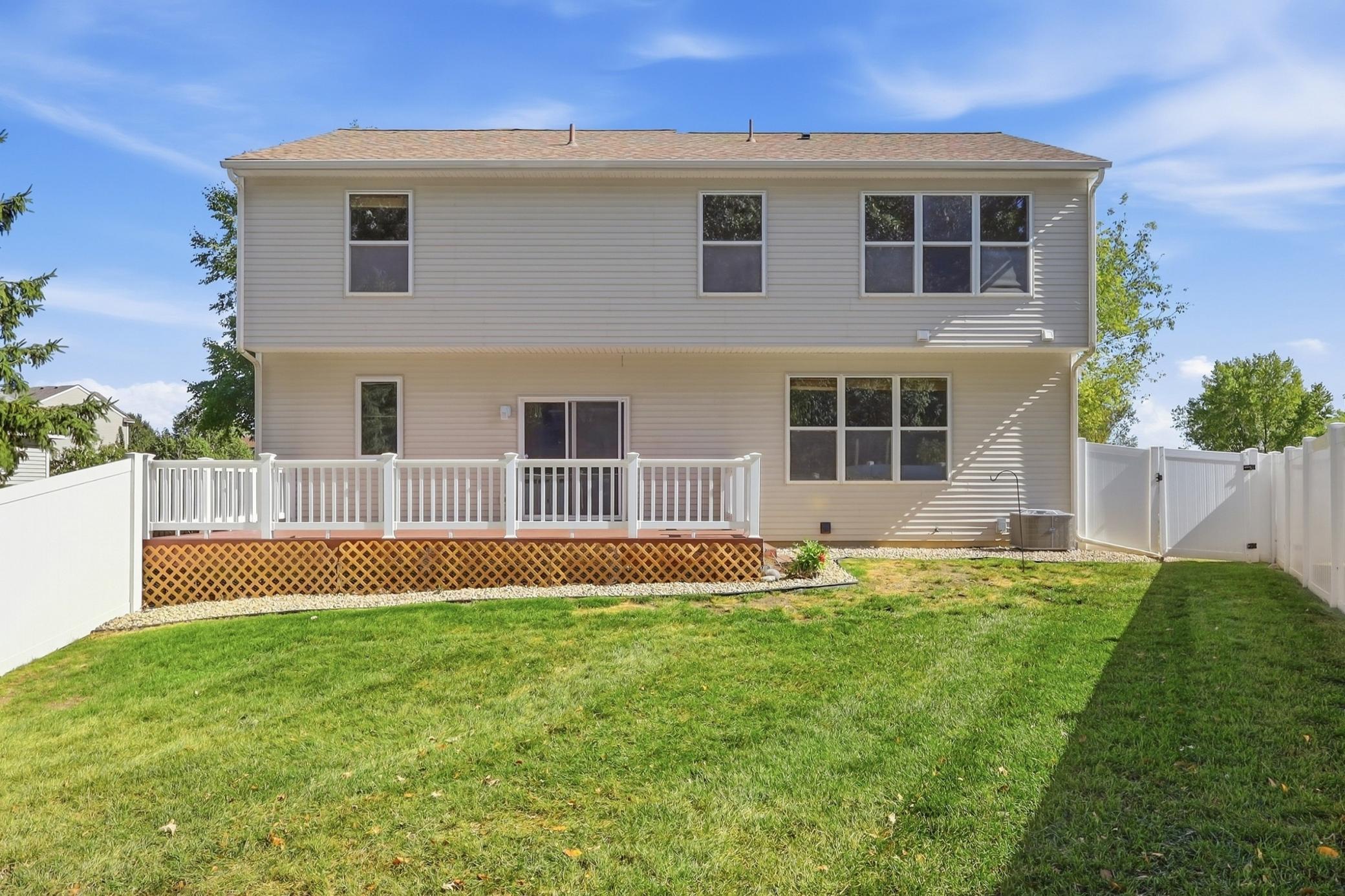 View of Residential at 1560 Oakbrooke Terrace, Eagan MN 55122, Eagan (36 of 47) - Mike Wilen | Minnesota Team Real Estate