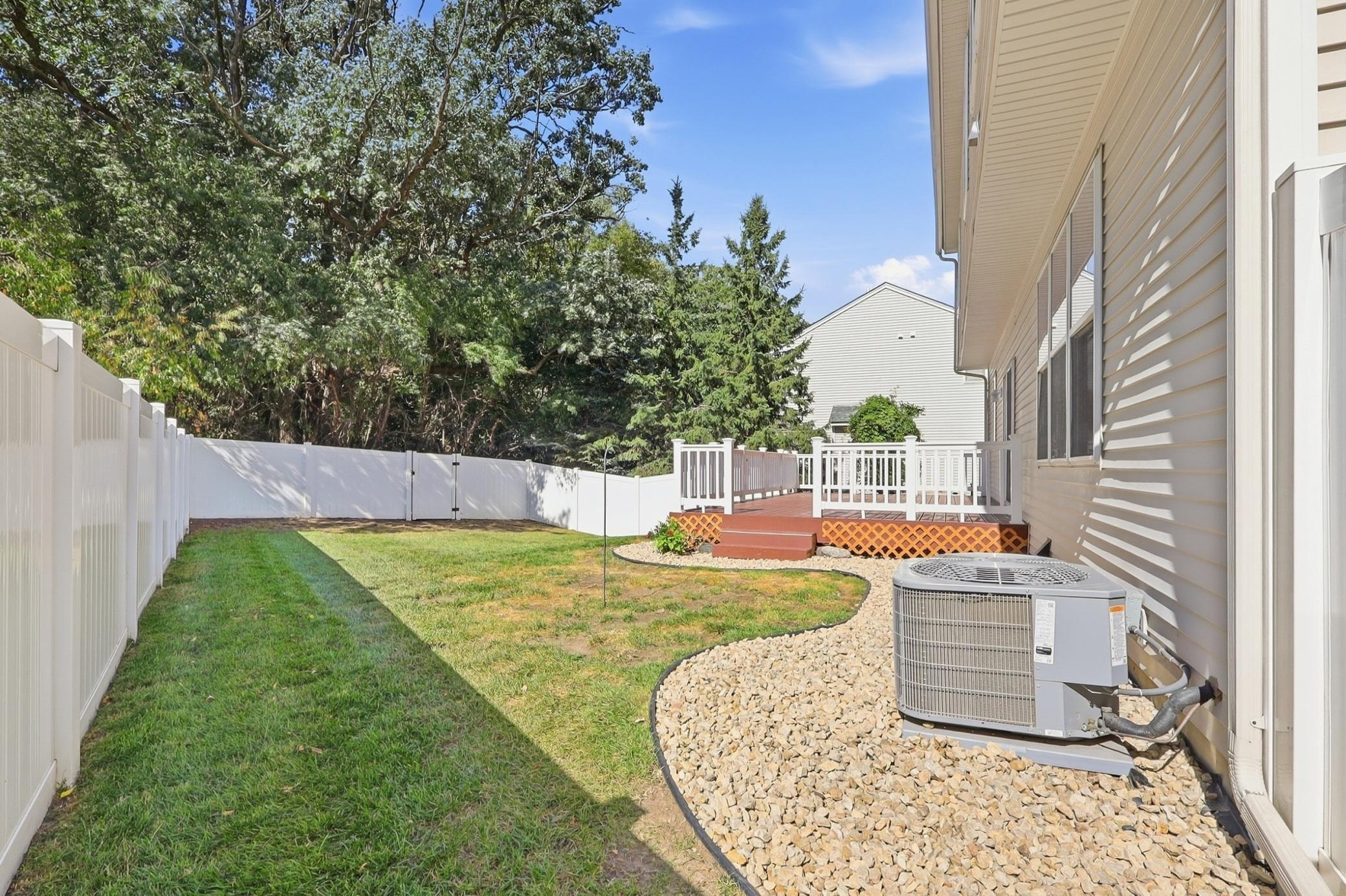 View of Residential at 1560 Oakbrooke Terrace, Eagan MN 55122, Eagan (35 of 47) - Mike Wilen | Minnesota Team Real Estate
