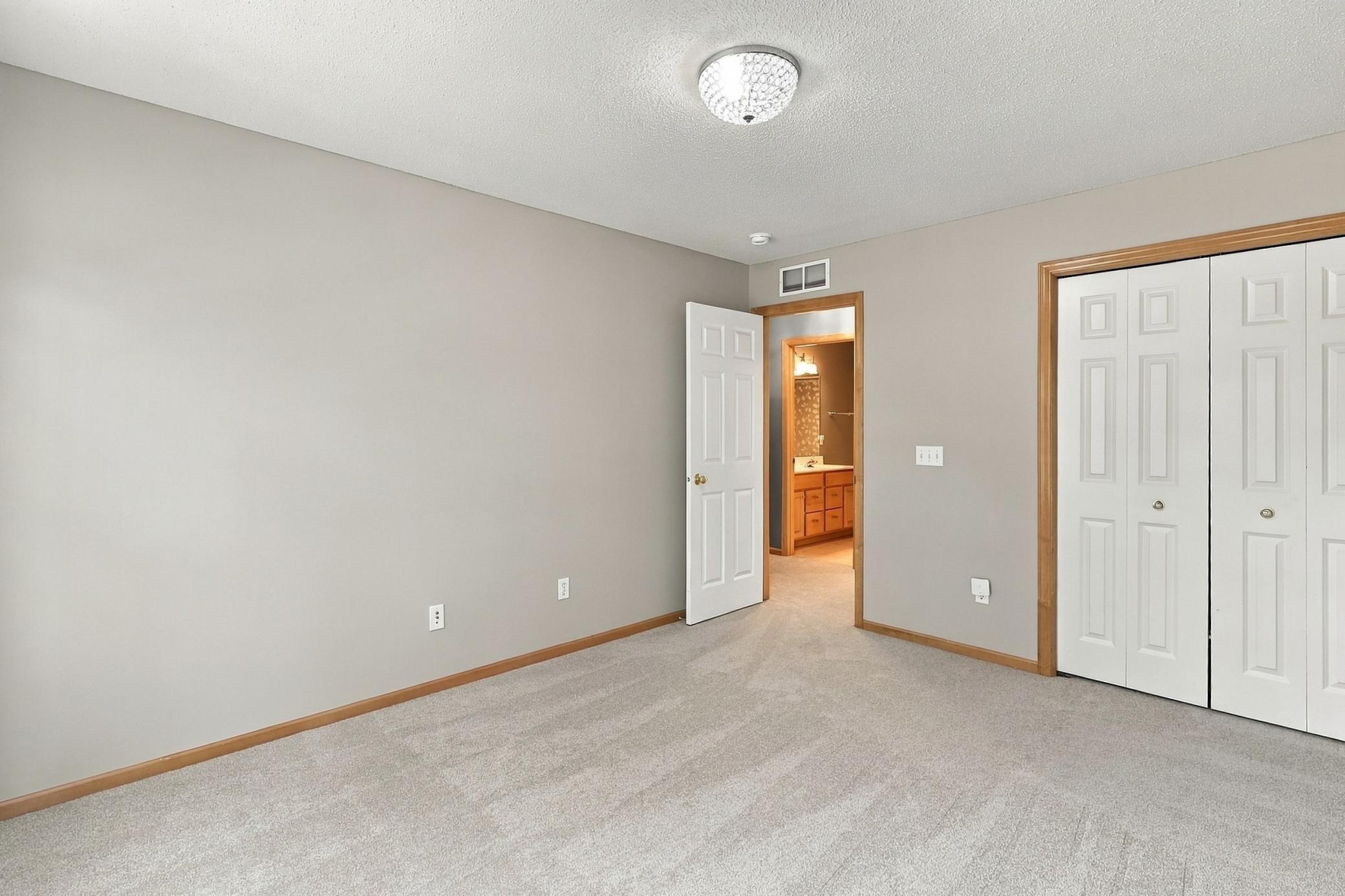 View of Residential at 1560 Oakbrooke Terrace, Eagan MN 55122, Eagan (24 of 47) - Mike Wilen | Minnesota Team Real Estate