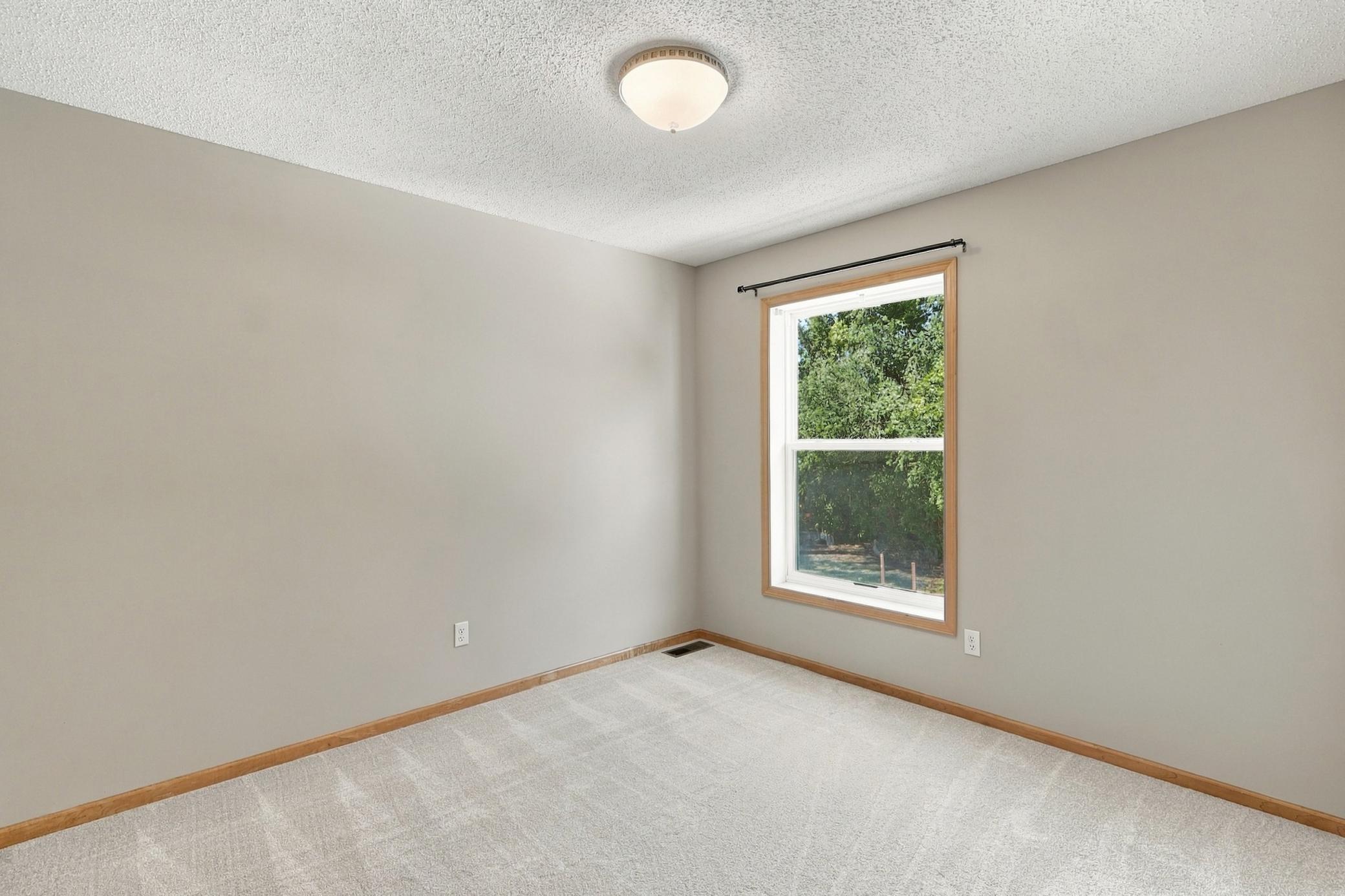 View of Residential at 1560 Oakbrooke Terrace, Eagan MN 55122, Eagan (21 of 47) - Mike Wilen | Minnesota Team Real Estate