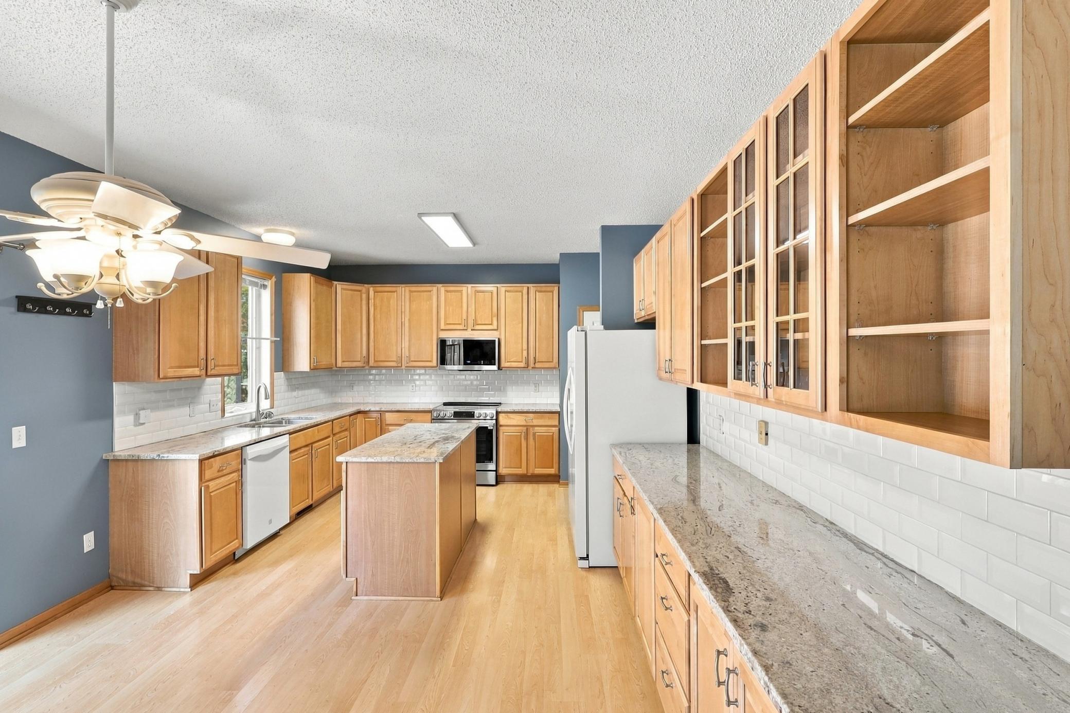 View of Residential at 1560 Oakbrooke Terrace, Eagan MN 55122, Eagan (4 of 47) - Mike Wilen | Minnesota Team Real Estate