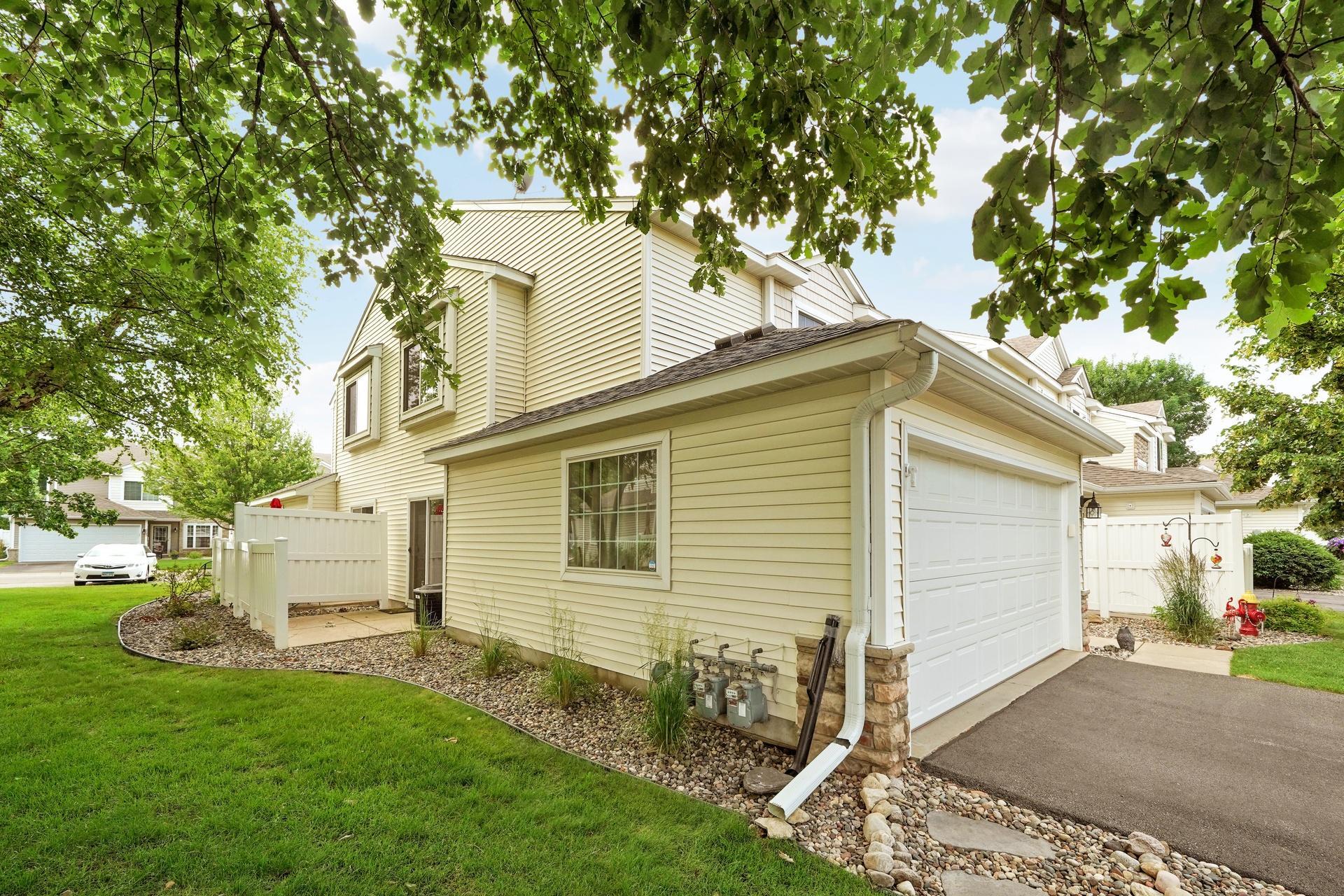 View of Residential at 2723 Wagon Wheel Curve, Chaska MN 55318, Chaska (2 of 21) - Mike Wilen | Minnesota Team Real Estate