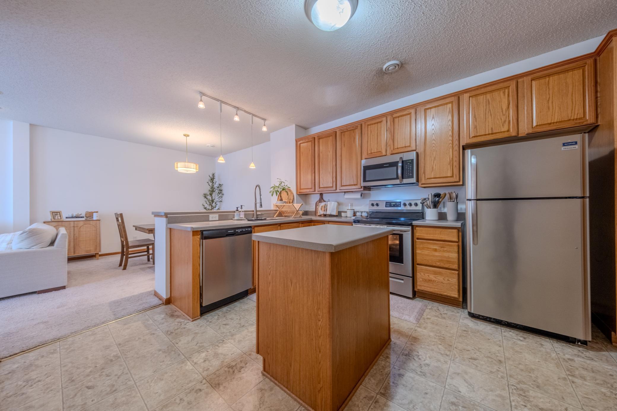 View of Residential at 3775 Hazel Trail #G, Woodbury MN 55129, Woodbury (17 of 35) - Mike Wilen | Minnesota Team Real Estate
