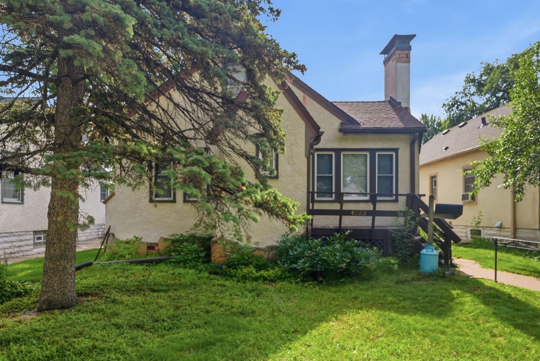 View of Residential at 4223 Nokomis Avenue, Minneapolis MN 55406, Minneapolis (3 of 30) - Mike Wilen | Minnesota Team Real Estate