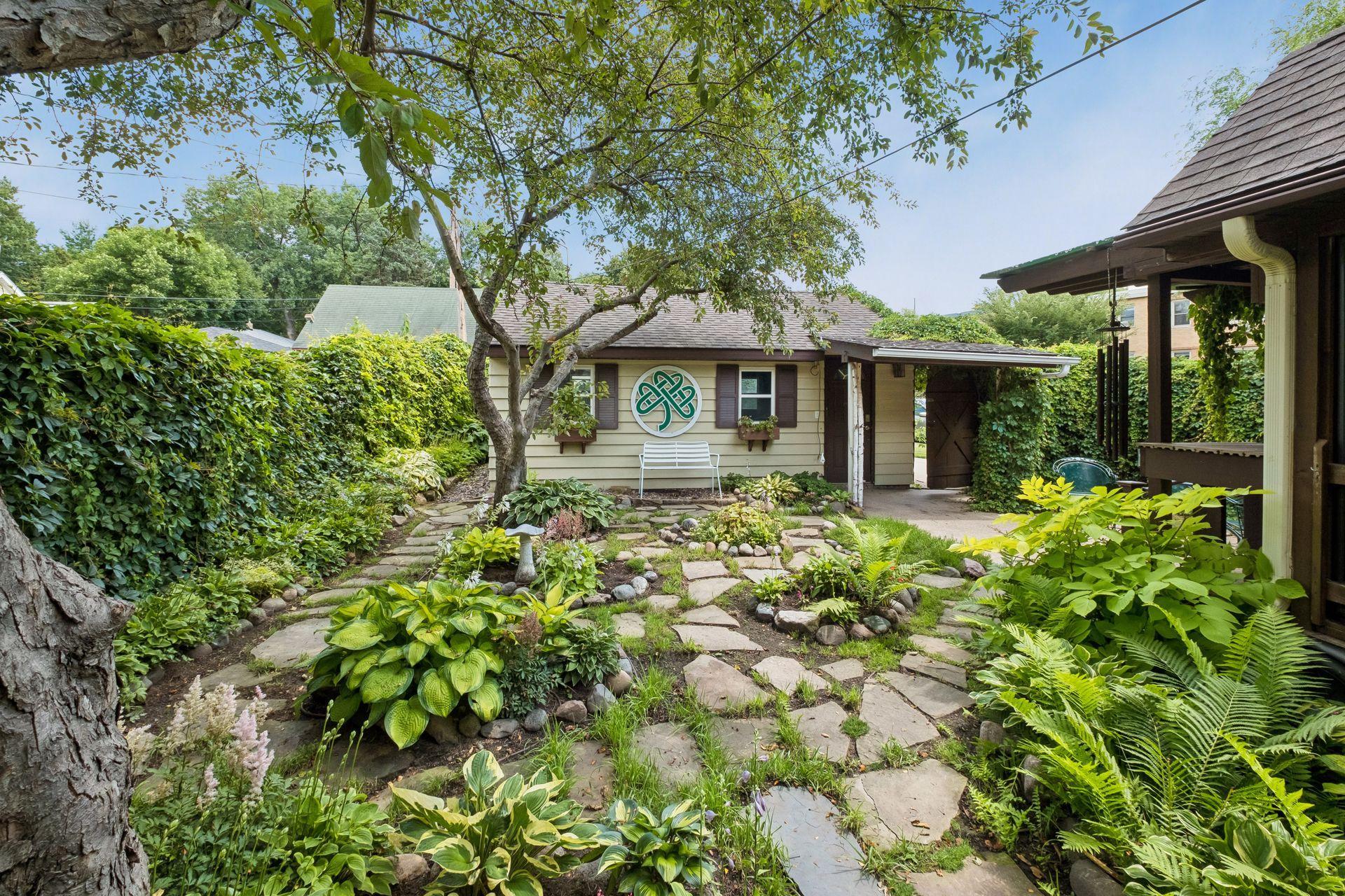 View of Residential at 1114 Gibbs Avenue, Saint Paul MN 55108, Saint Paul (28 of 43) - Mike Wilen | Minnesota Team Real Estate