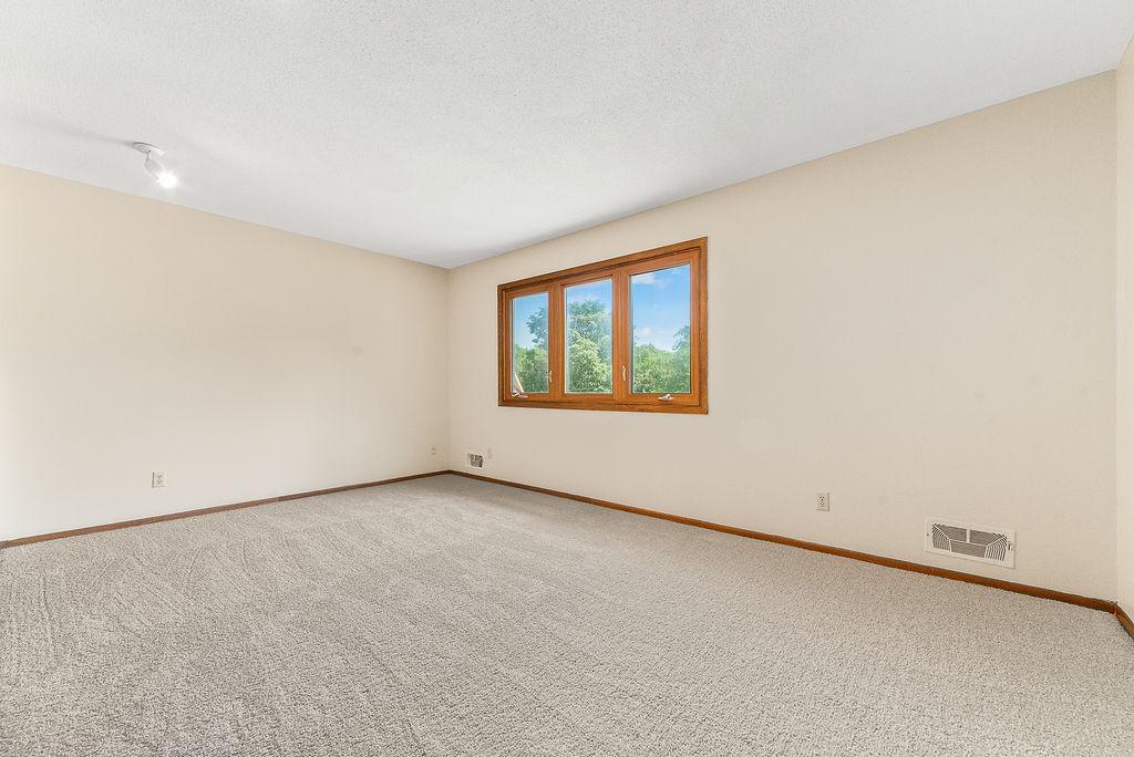 View of Residential at 792 Mimosa Lane, New Brighton MN 55112, New Brighton (15 of 33) - Mike Wilen | Minnesota Team Real Estate