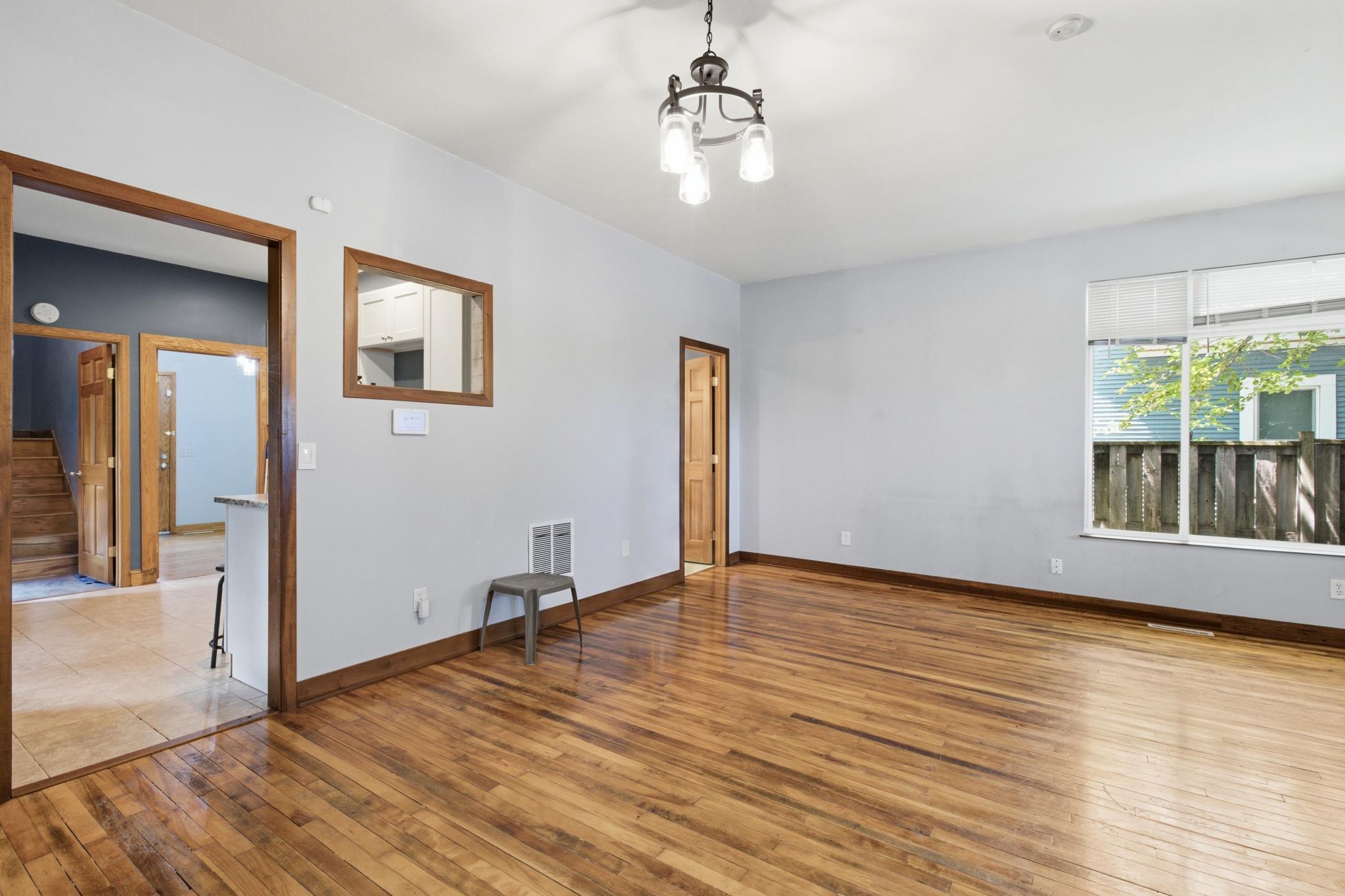 View of Residential at 1472 Concordia Avenue, Saint Paul MN 55104, Saint Paul (9 of 47) - Mike Wilen | Minnesota Team Real Estate