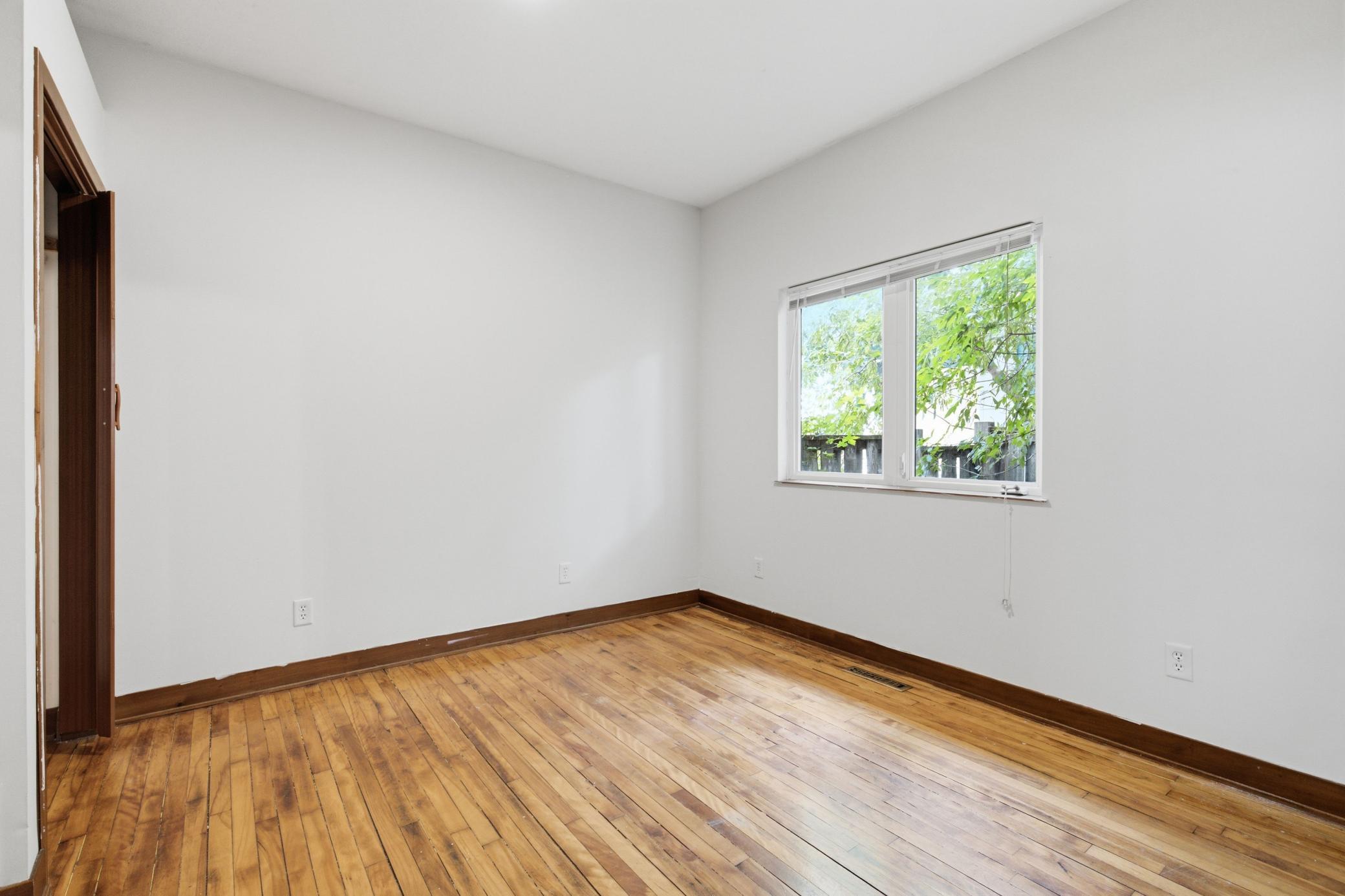 View of Residential at 1472 Concordia Avenue, Saint Paul MN 55104, Saint Paul (7 of 47) - Mike Wilen | Minnesota Team Real Estate